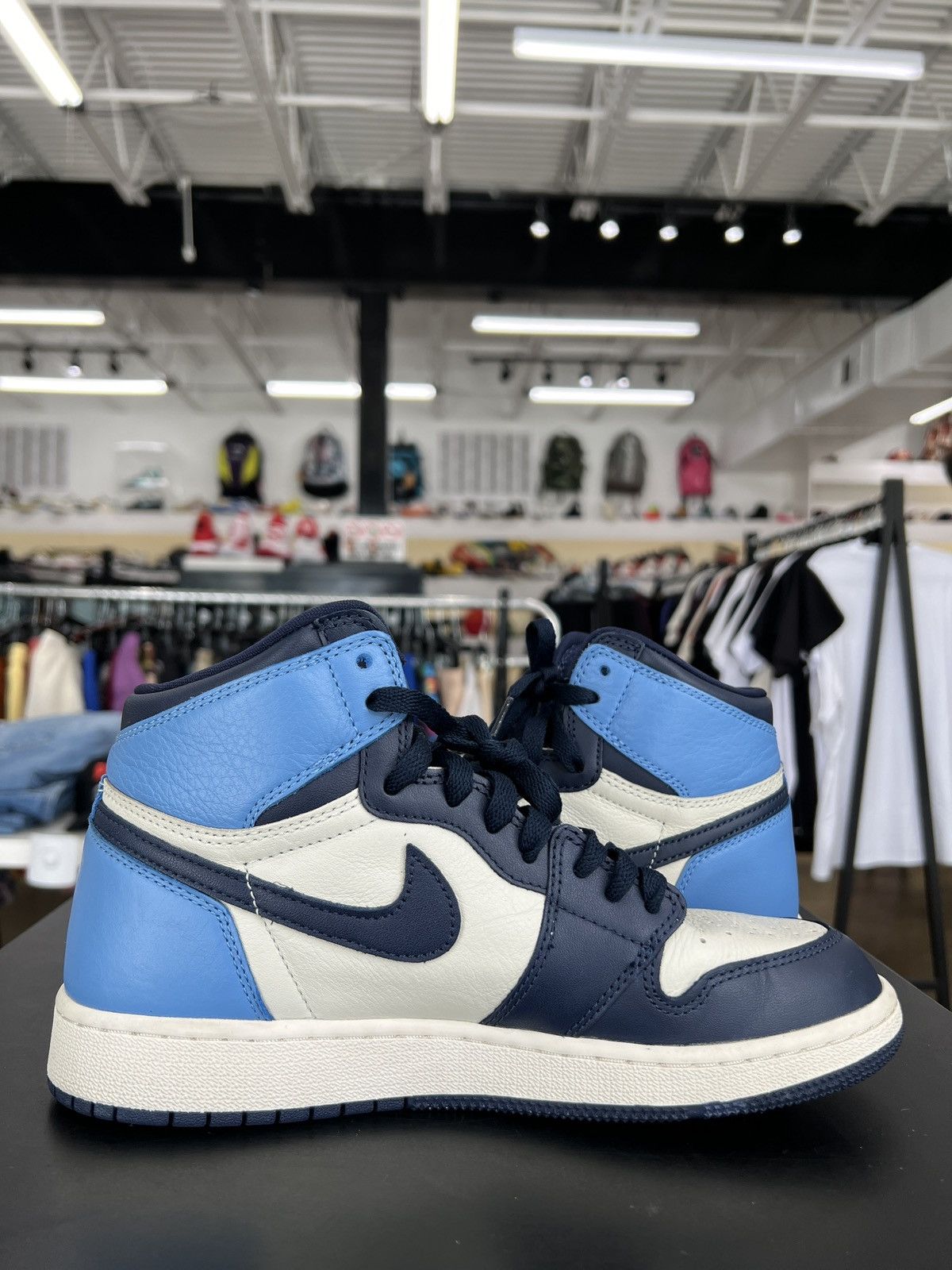 Jordan Brand × Nike Air Jordan 1 Obsidian Sz. 6.5Y (2019) Size US 6.5 / EU 39-40 - 4 Thumbnail