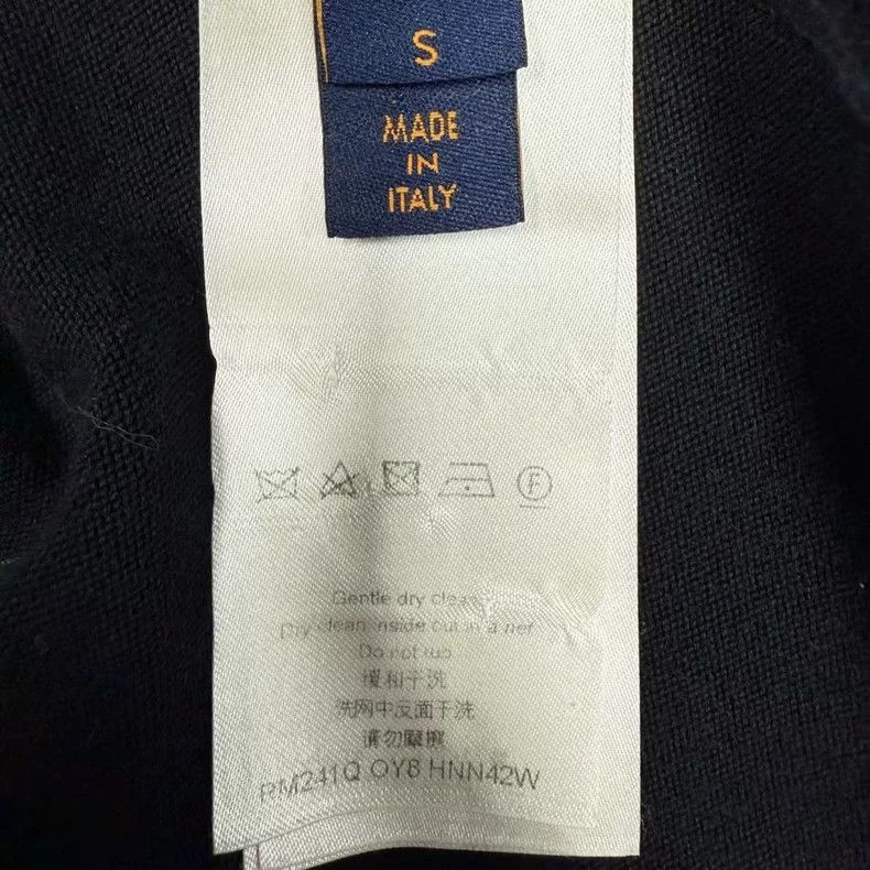 Louis Vuitton Louis Vuitton 24 New Pin Embroidered Logo Short Sleeve Size US S / EU 44-46 / 1 - 5 Thumbnail