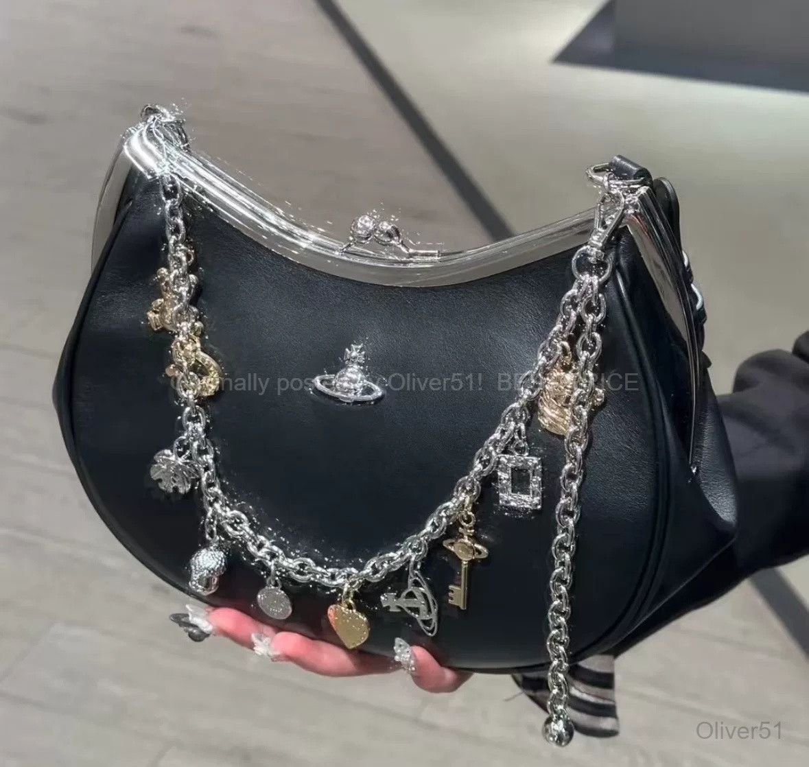 Vivienne Westwood Vivienne Westwood Half Moon Underarm Bag, BFAJFGH236 Size ONE SIZE - 2 Thumbnail