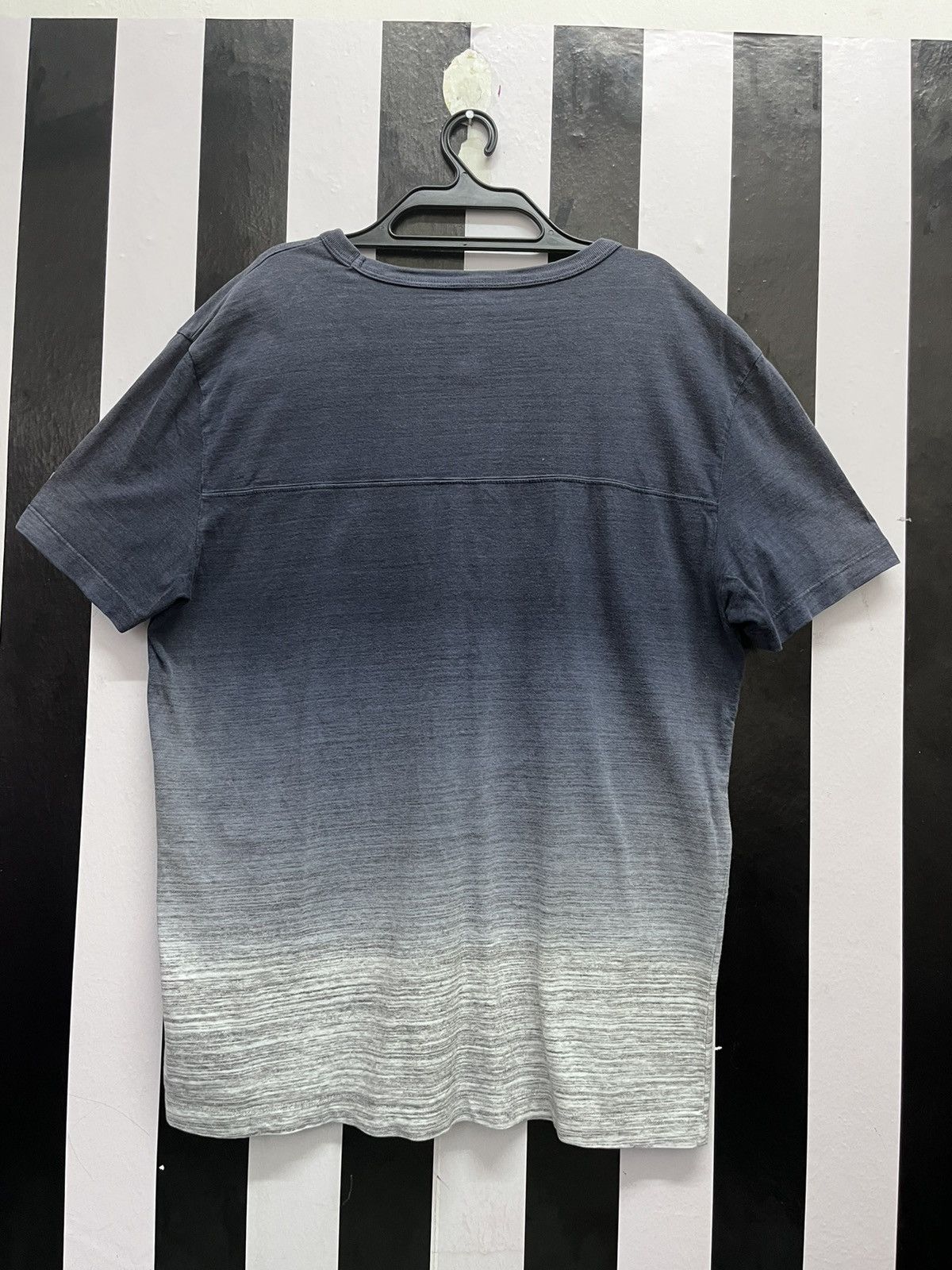 American Eagle Outfitters American Eagle T-Shirt Mens Medium Blue Basic Size US M / EU 48-50 / 2 - 6 Thumbnail