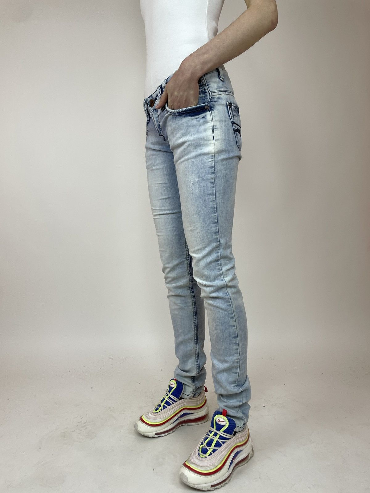 Designer × Diesel Diesel jeans low rise Womens size W27 Size 27" / US 4 / IT 40 - 5 Thumbnail