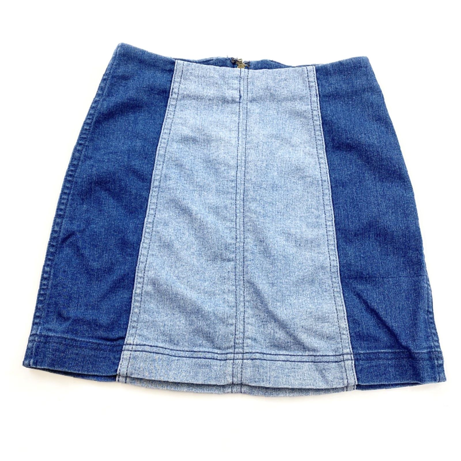 Free People Free People Mini Skirt 2 Blue Two Toned Denim Skirt Womens Short 90s University Zipper Multicolor Denim Spring Summer Fall Size 26" / US 2 / IT 38 - 2 Thumbnail