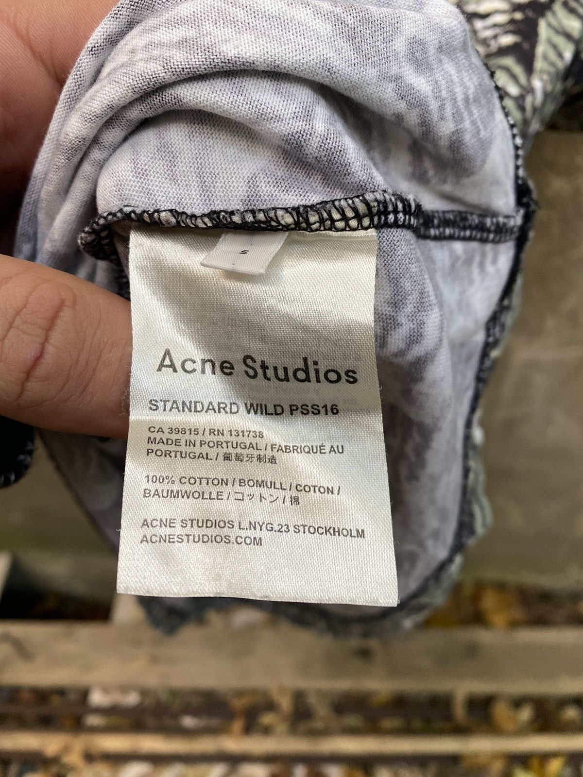 Acne Studios Acne Studios Overprinted T-Shirt Size US S / EU 44-46 / 1 - 4 Thumbnail
