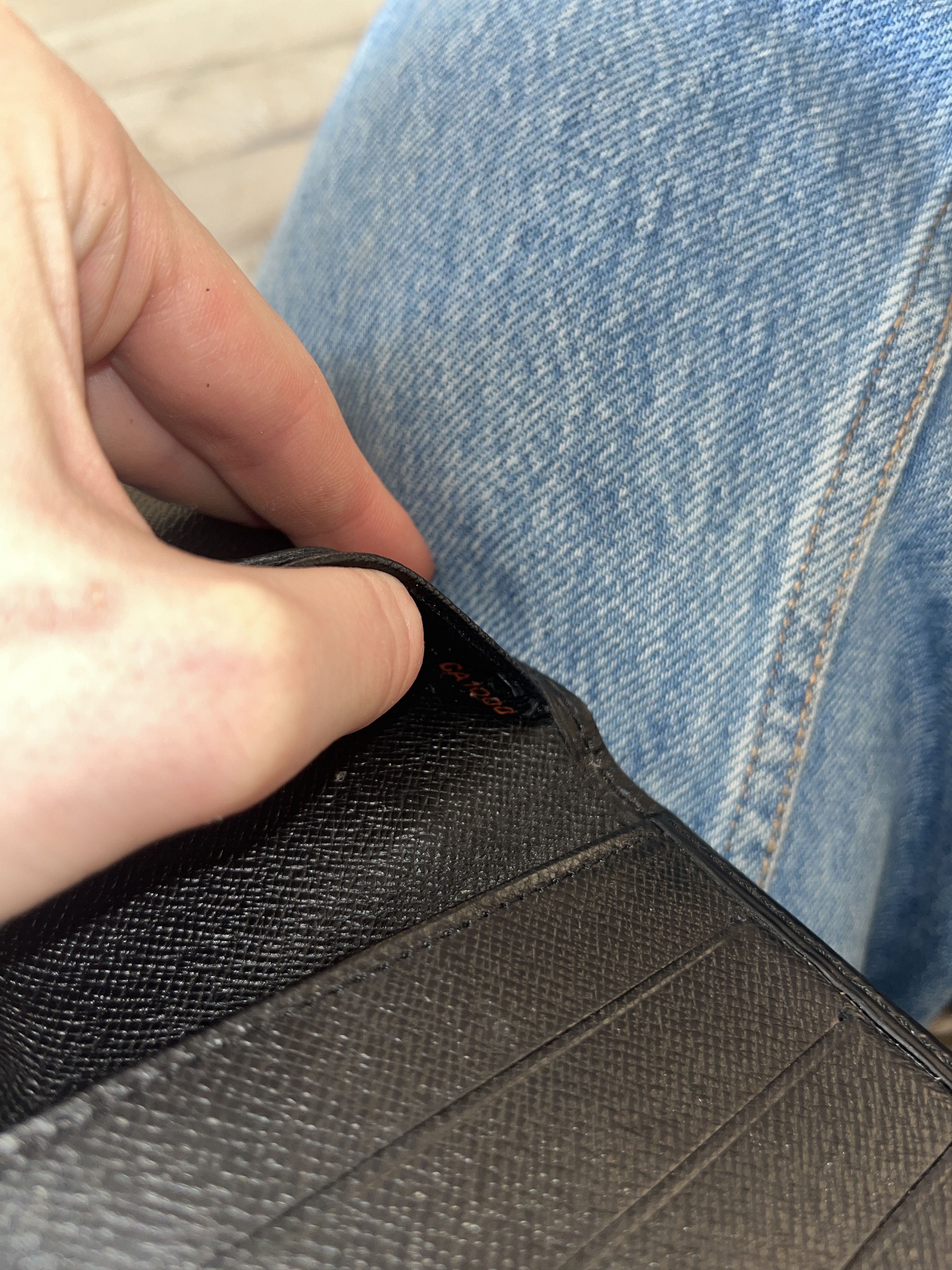 Louis Vuitton Black Epi Leather Wallet Single Fold Size ONE SIZE - 4 Thumbnail