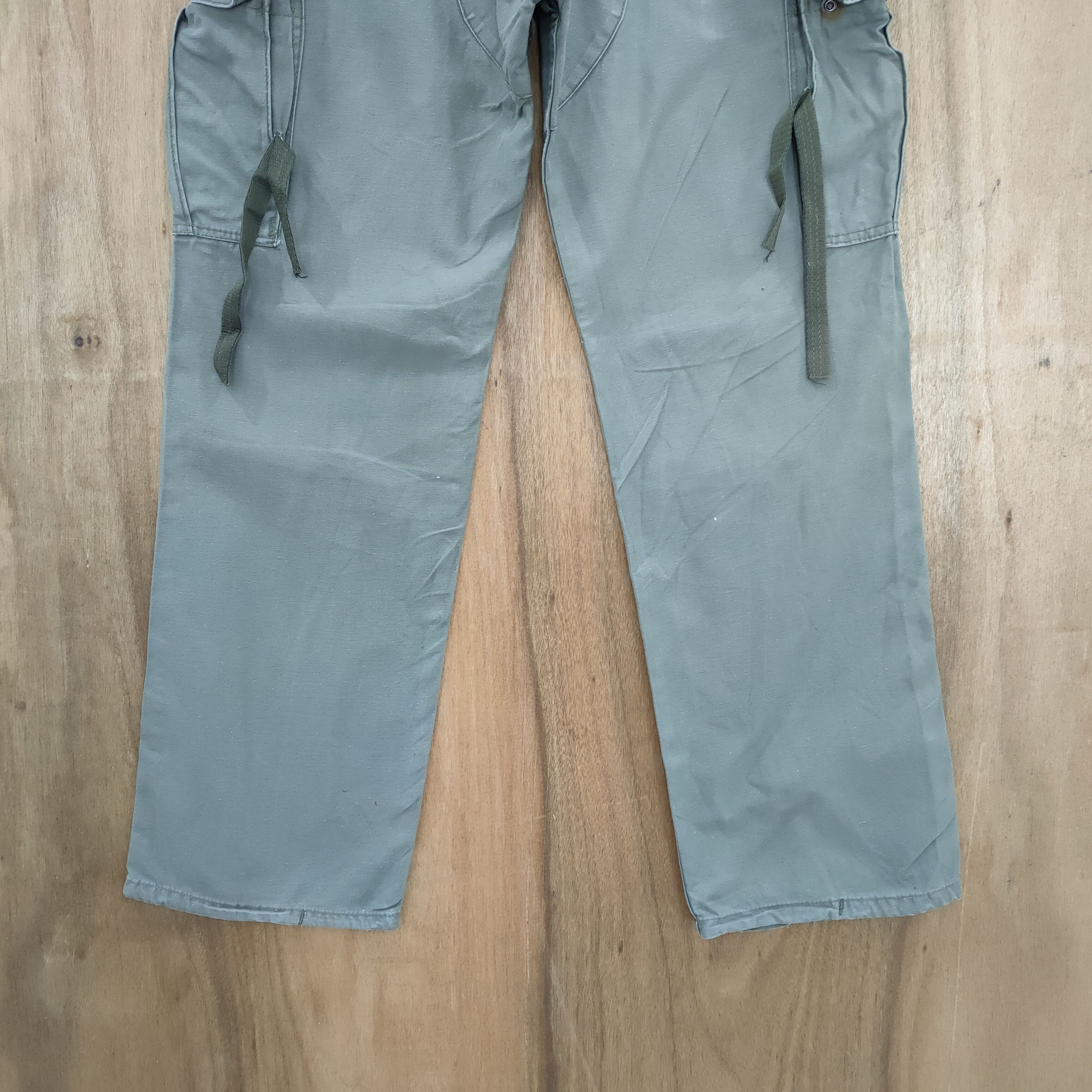 Vintage VINTAGE MILITARY FADED GREEN CARGO PANTS Size US 30 / EU 46 - 10 Thumbnail