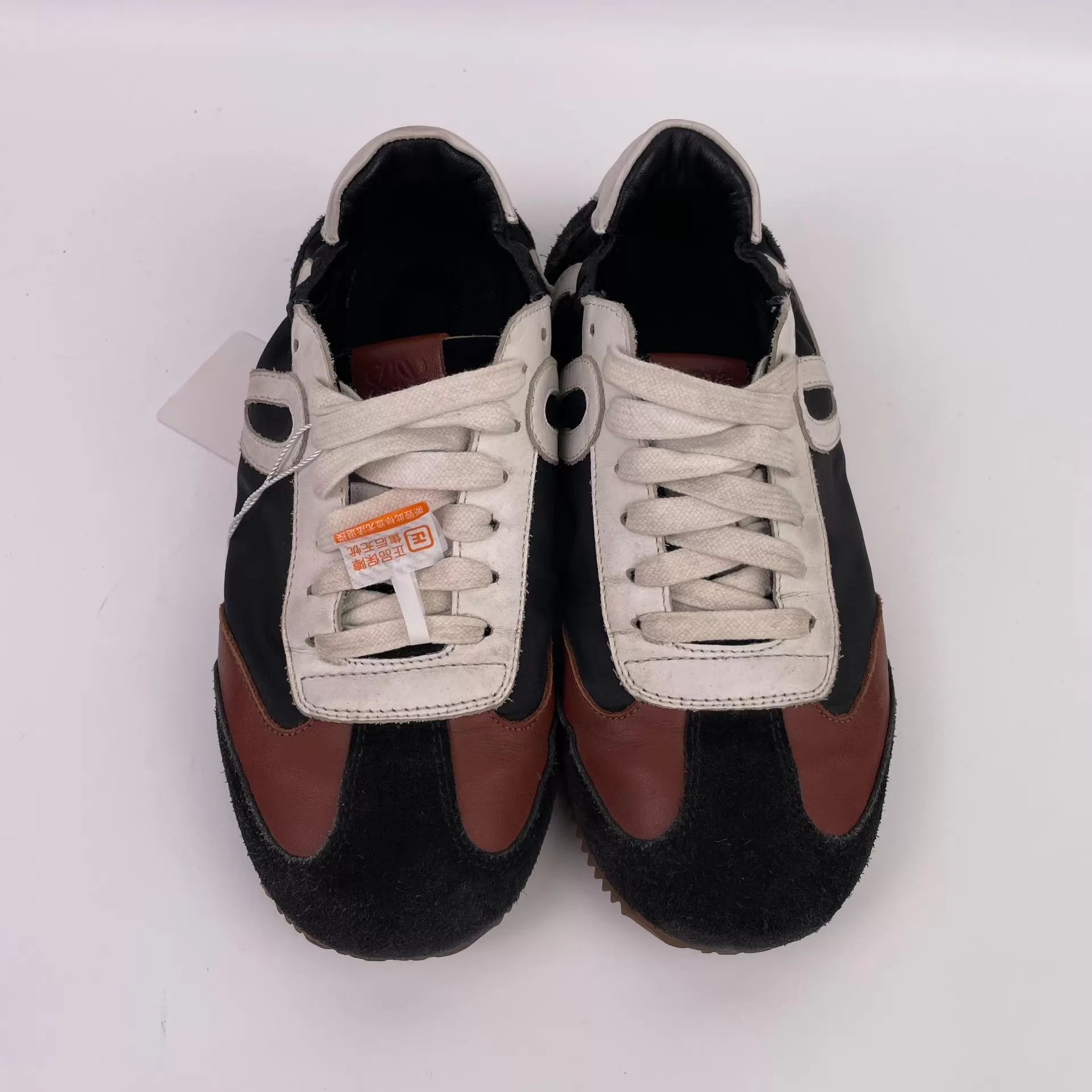 Loewe LOEWE color blocked sneaker 37 260516WRRFD04 Size US 6.5 / IT 36.5 - 1 Thumbnail