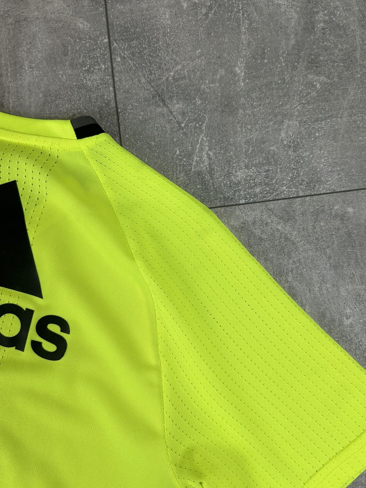Adidas Adidas Chelsea FC 2016/17 Training Soccer Football Jersey Size US S / EU 44-46 / 1 - 15 Thumbnail
