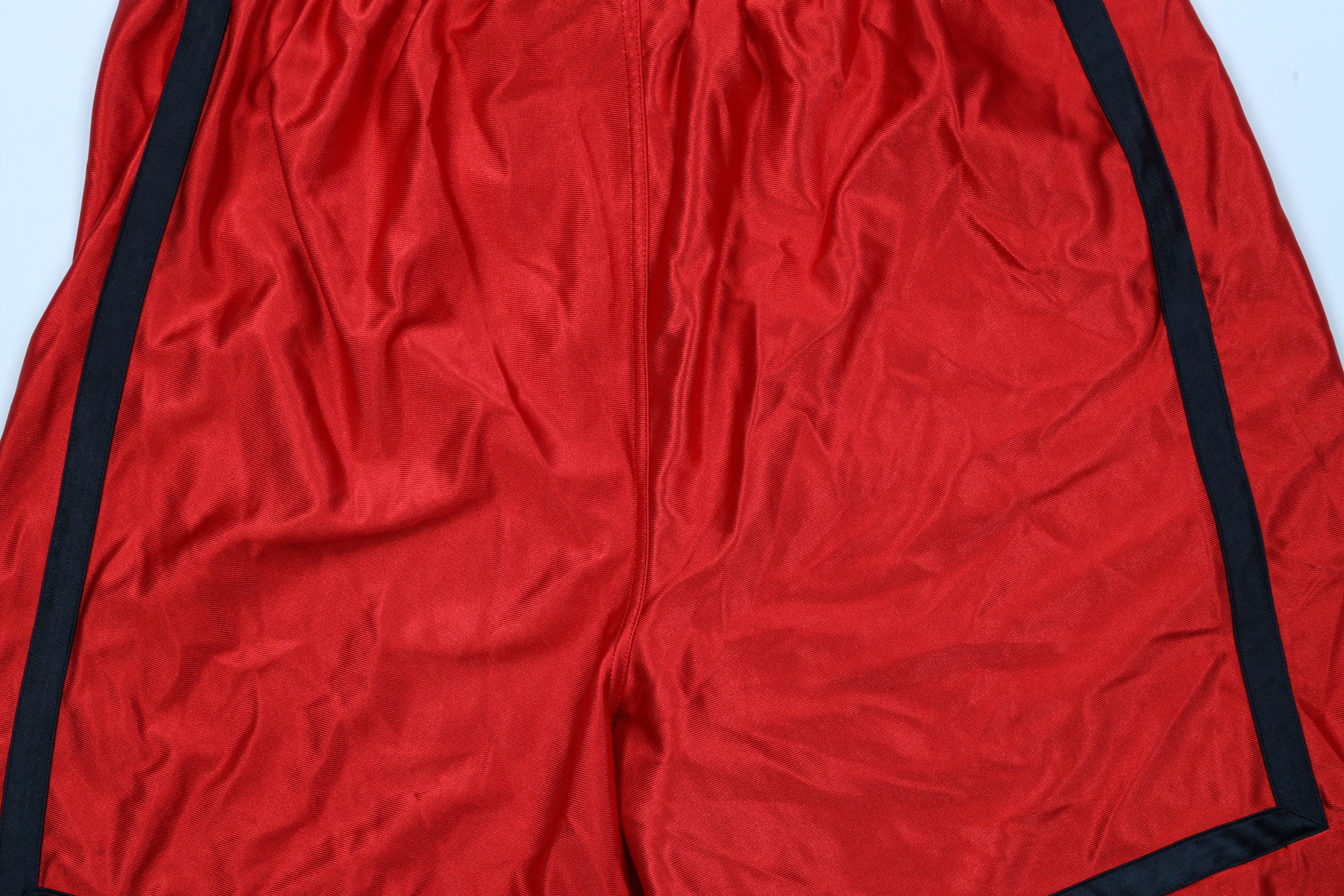 Vintage Vintage 90s Wings Hockey Gym Basketball Shorts Red Polyester Size US 36 / EU 52 - 11 Thumbnail