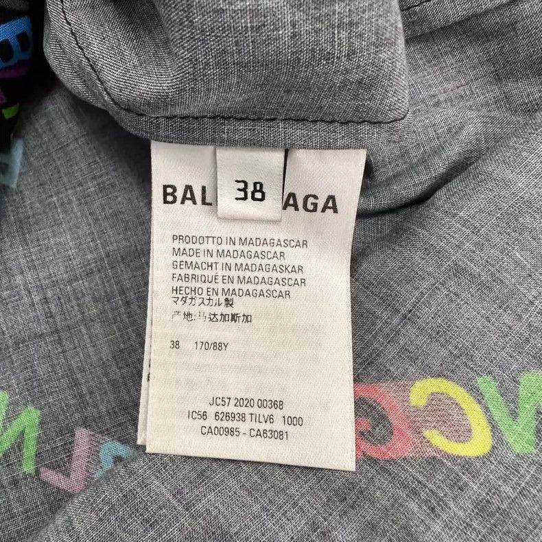 Balenciaga Balenciaga size 38 SS20 Short Sleeve Shirt with Colorful BL Size US S / EU 44-46 / 1 - 7 Thumbnail