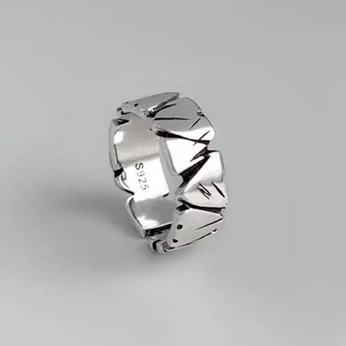 Japanese Brand NEW Distressed Metal Design Adjustable Ring Size ONE SIZE - 2 Thumbnail