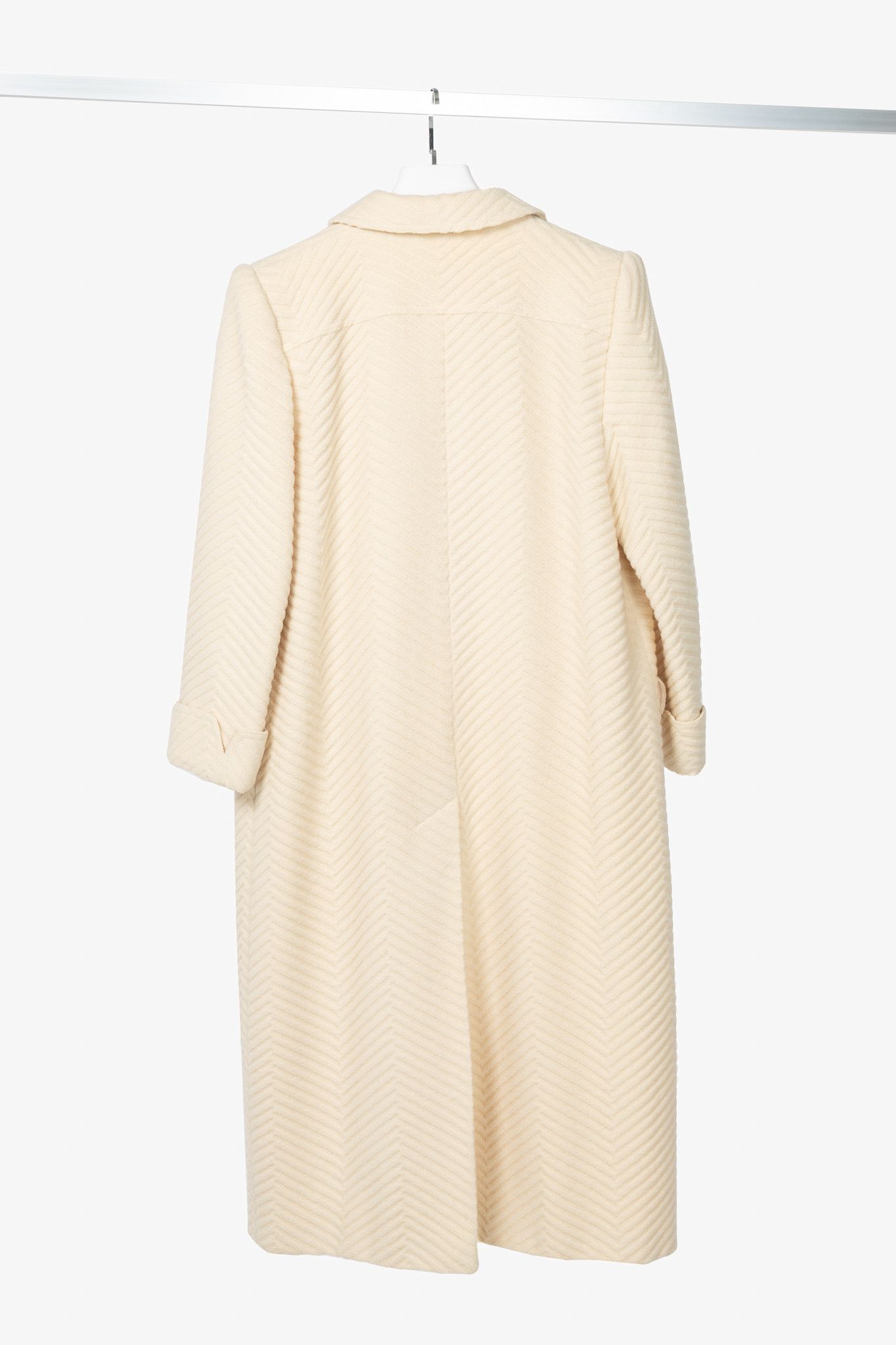 Valentino Valentino Miss V 90's Vintage Cream Chevron-Wool Coat Size S / US 4 / IT 40 - 2 Thumbnail