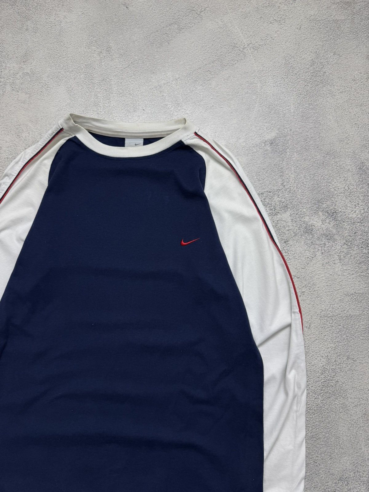 Nike Vintage Y2k Nike Swoosh Long Sleeve 00’s Size US M / EU 48-50 / 2 - 1 Thumbnail
