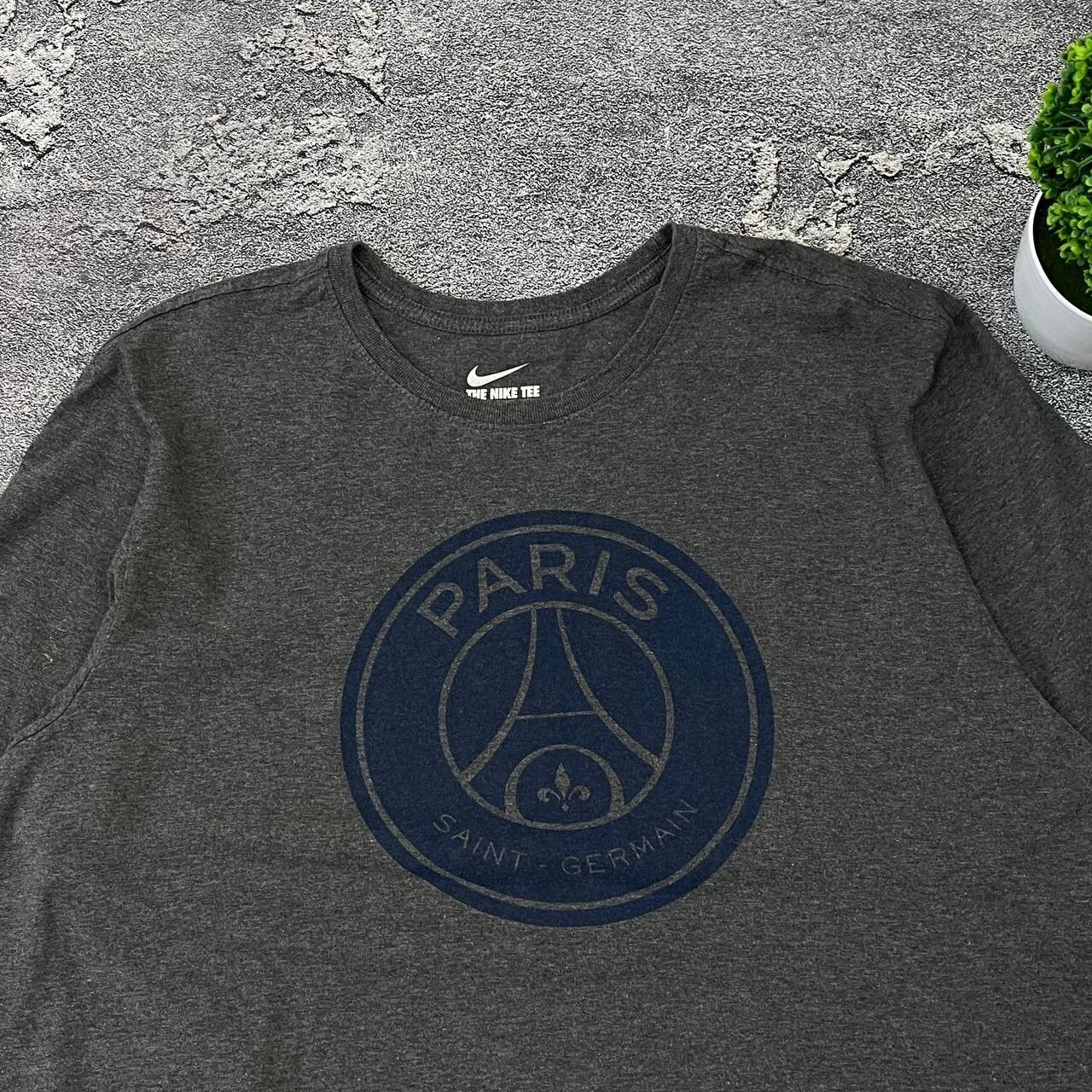 Nike Paris Saint Germein Big Logo Nike T shirt France Psg Tee Size US XL / EU 56 / 4 - 3 Thumbnail