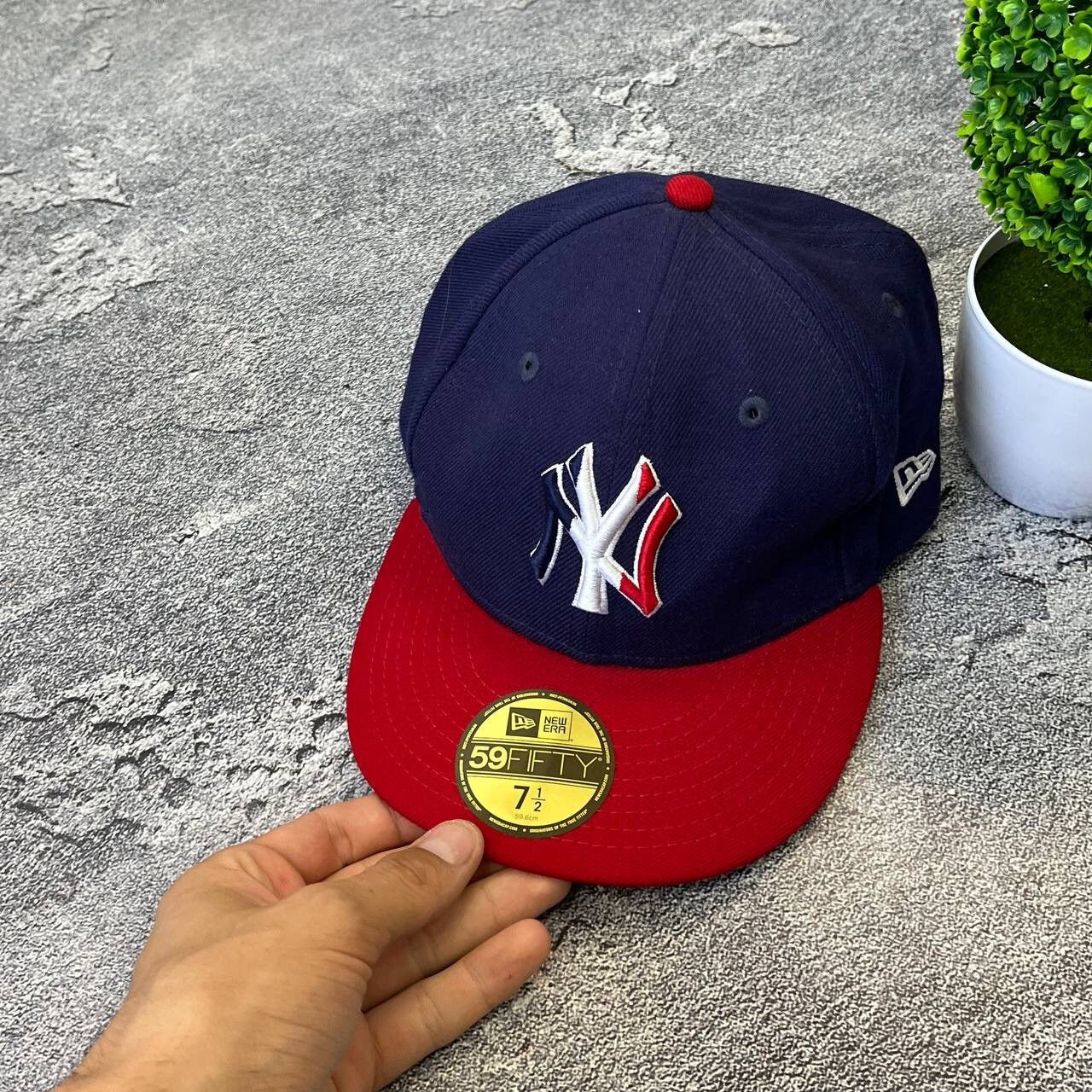 New Era × Vintage Vintage New Era York Yankees Navy Manolo Prado Fitted 59 Size ONE SIZE - 12 Thumbnail