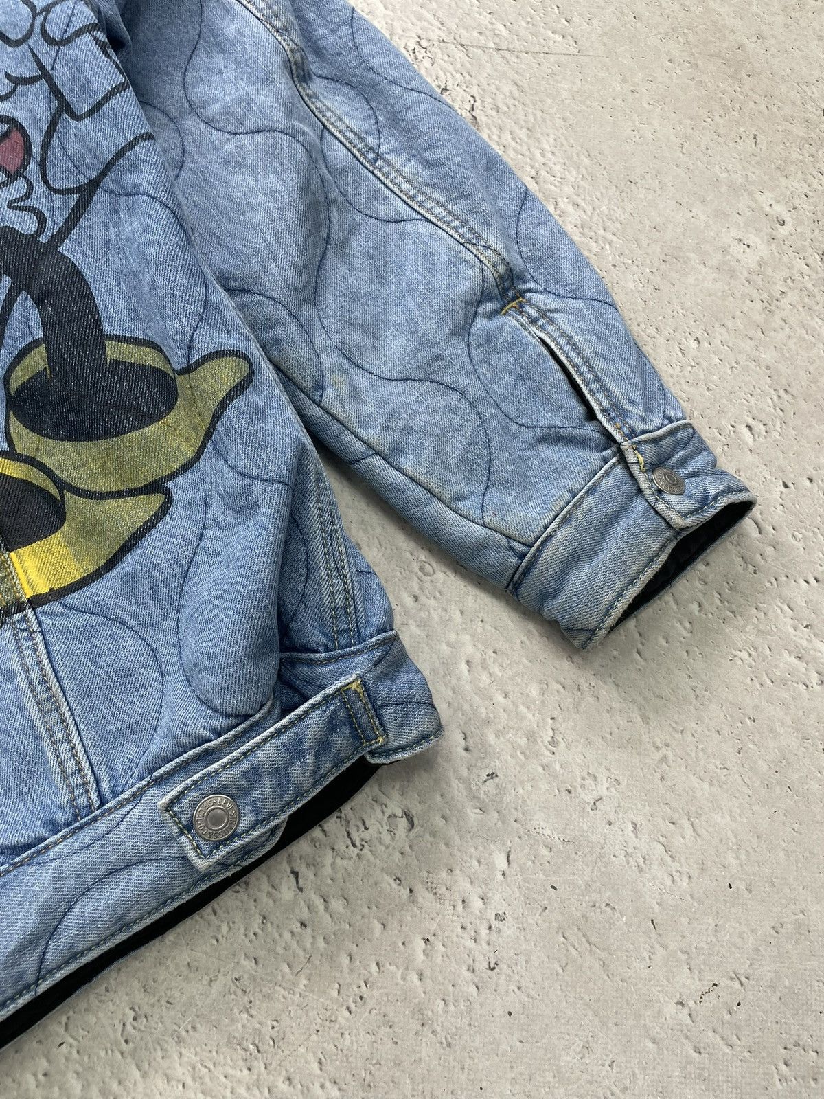 Levi's Rare Levis reversible Mickey mouse denim jacket Size US M / EU 48-50 / 2 - 13 Thumbnail