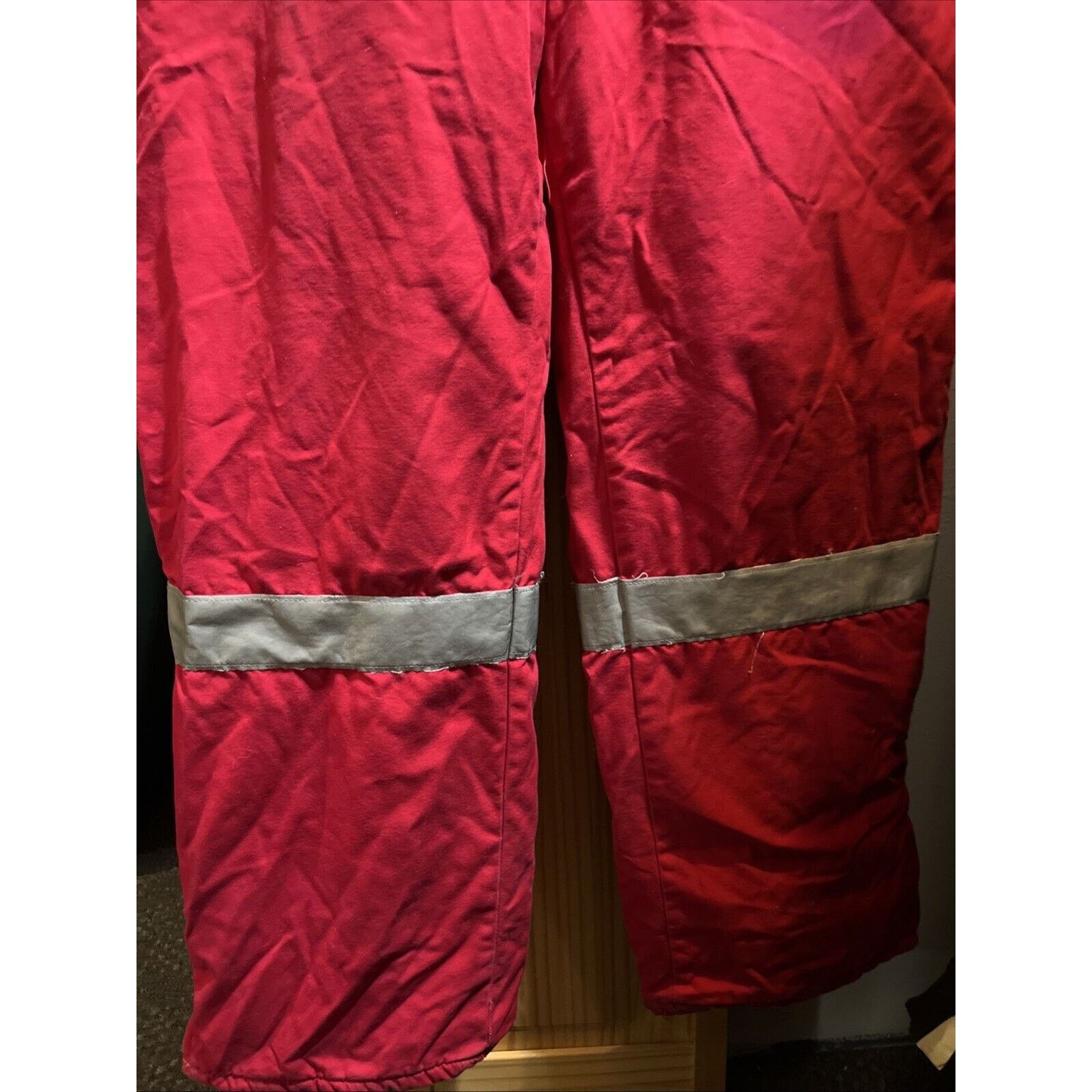 Other Wenaas Halliburton Coveralls Men’s 52x32 Red White Antiflame Size US XL / EU 56 / 4 - 8 Thumbnail
