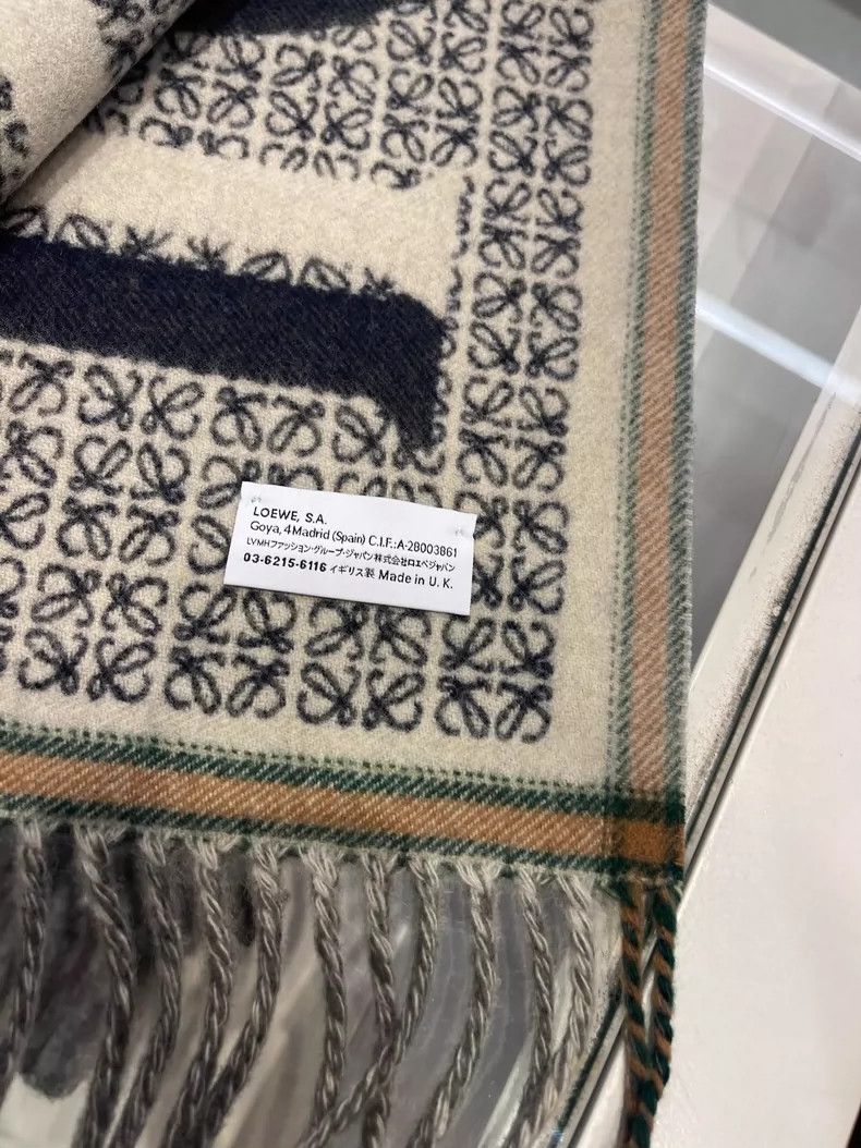 Loewe LOEWE size30*180cm Wool and cashmere scarves Size ONE SIZE - 8 Thumbnail
