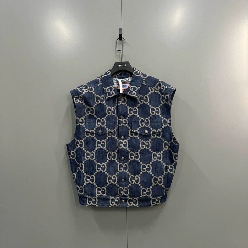 Gucci Gucci Blue full-print GG denim vest 2502-Nextarrow Size US M / EU 48-50 / 2 - 1 Thumbnail
