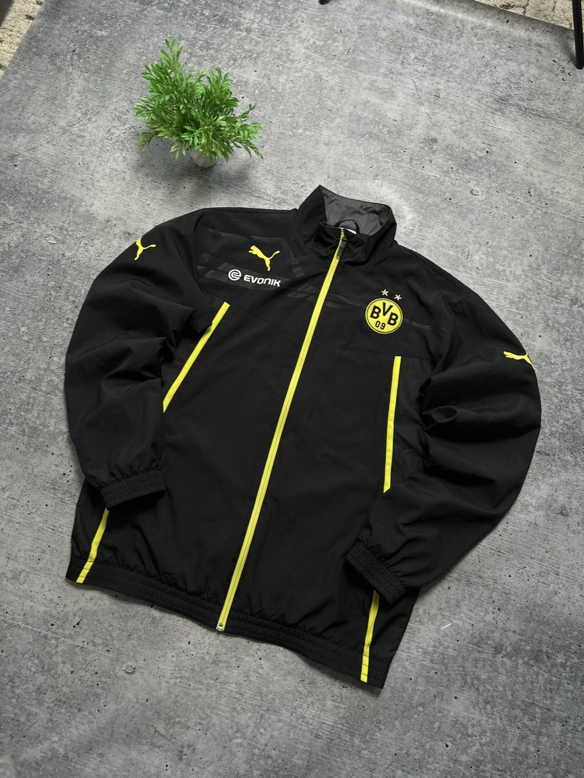 Puma Borussia Dortmund Puma Football Soccer Training Jacket BVB Size US L / EU 52-54 / 3 - 3 Thumbnail