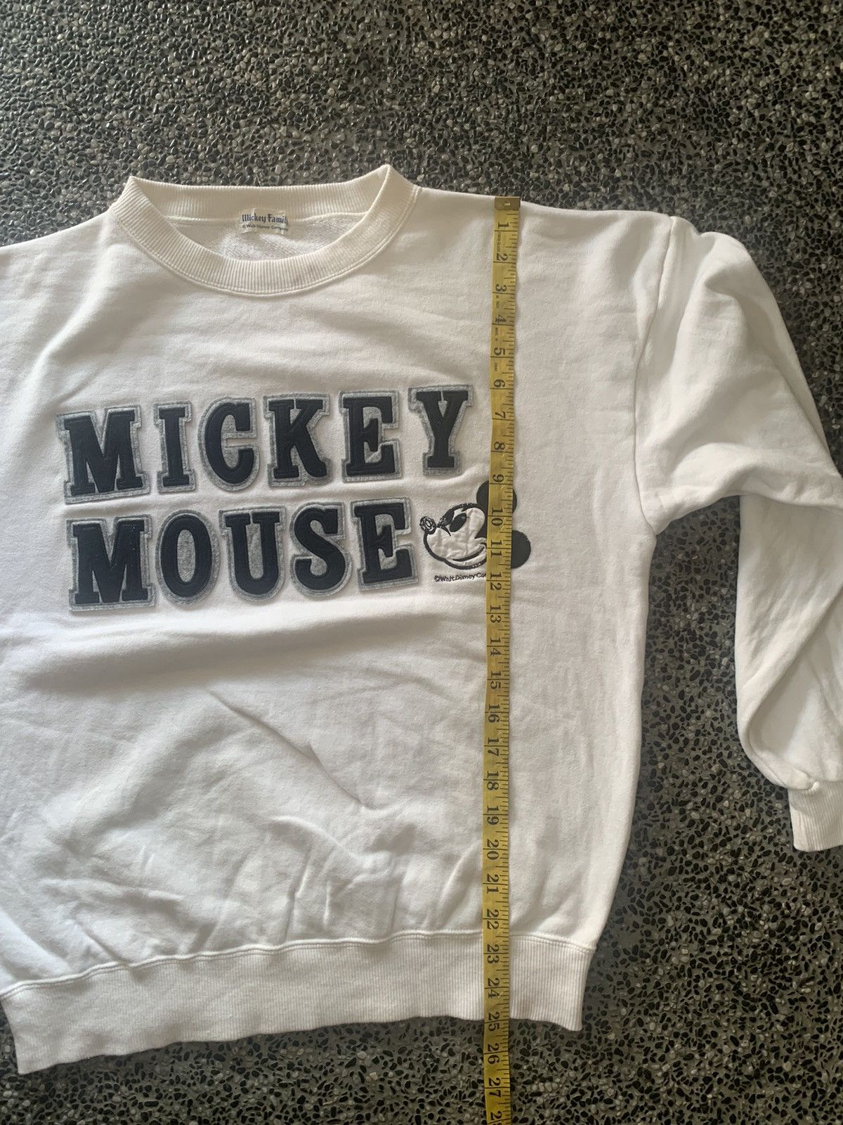 Disney × Mickey Mouse × Vintage Vintage 90s Mickey Mouse Walt Disney Embroidered Sweatshirt Size US M / EU 48-50 / 2 - 11 Thumbnail