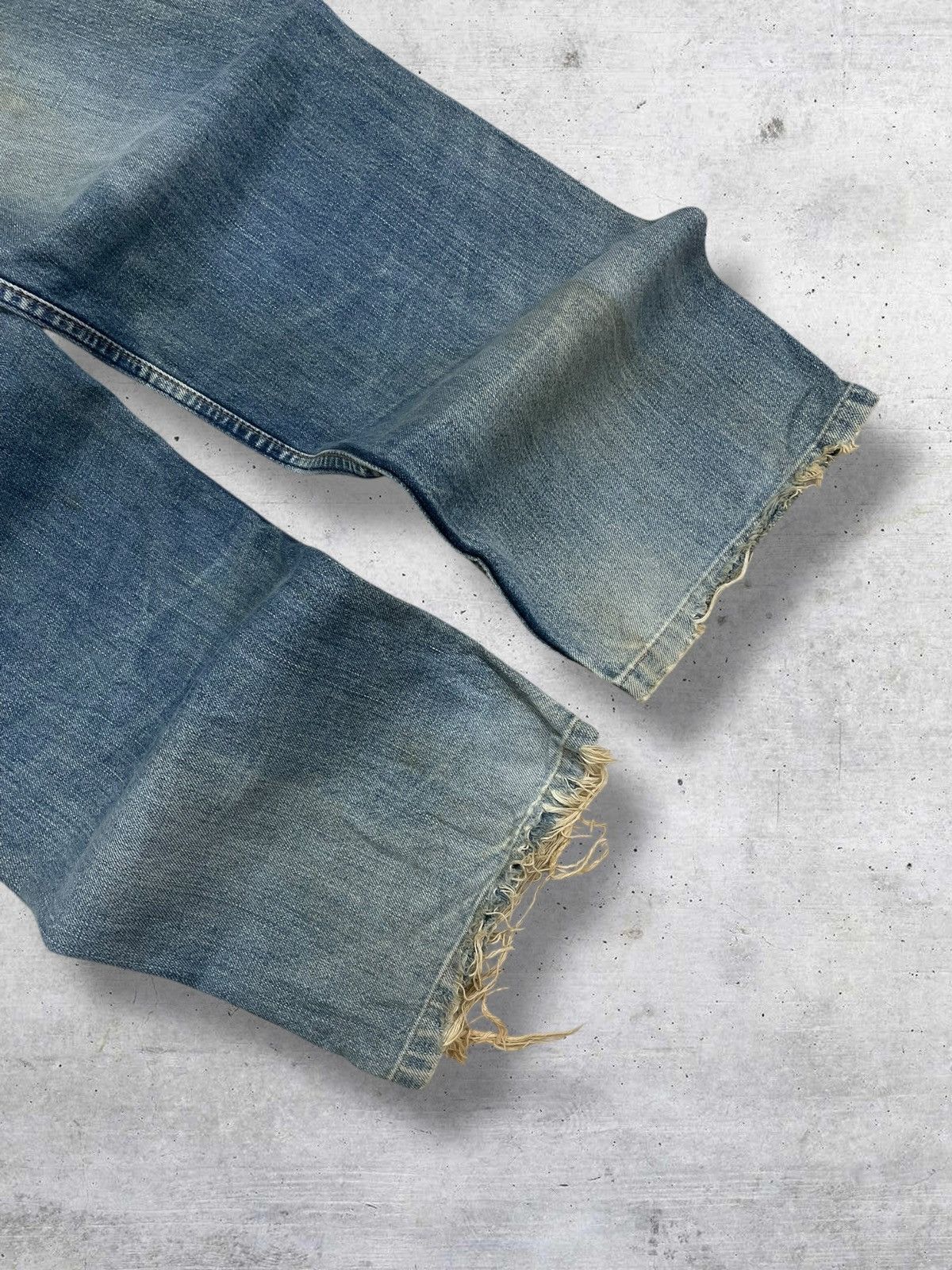 Levi's Vintage Clothing VINTAGE 504 LEVIS USA DESIGNER 90S MUDWASH DISTRESSED DENIM Size US 29 - 12 Thumbnail