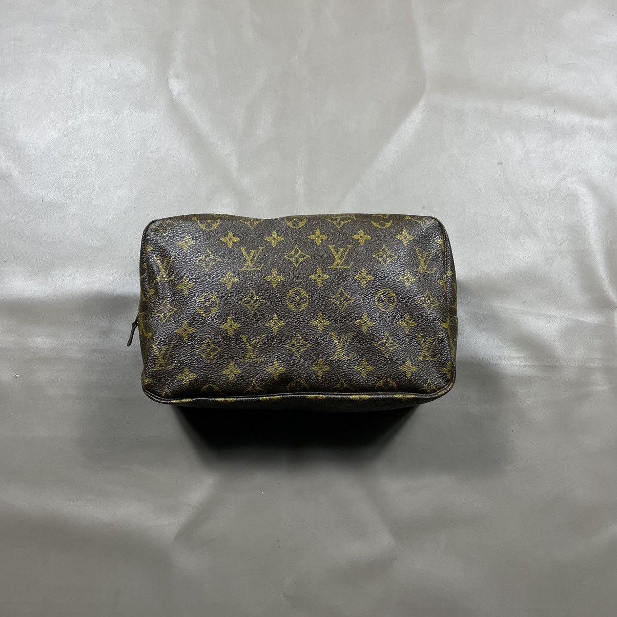 Louis Vuitton Louis Vuitton Toiletry Pouch Brown Size ONE SIZE - 2 Thumbnail