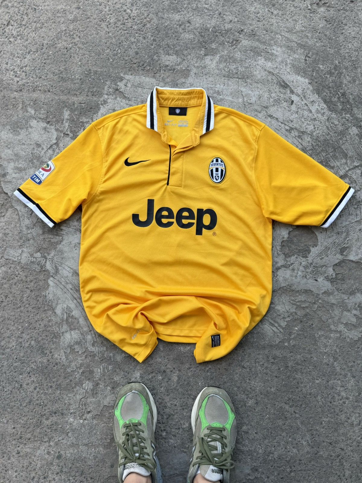 Other Juventus 2014 Away Y2K Yellow Blokecore Drill Soccer Jersey Size US M / EU 48-50 / 2 - 9 Thumbnail