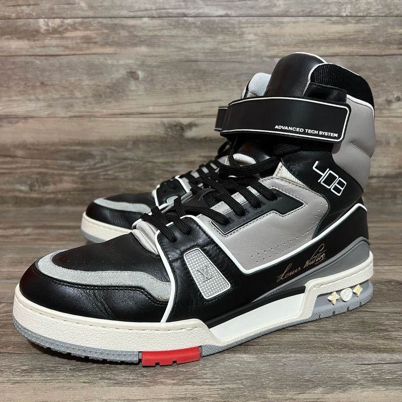 Louis Vuitton Trainer High-Top Sneakers in Gray 0079