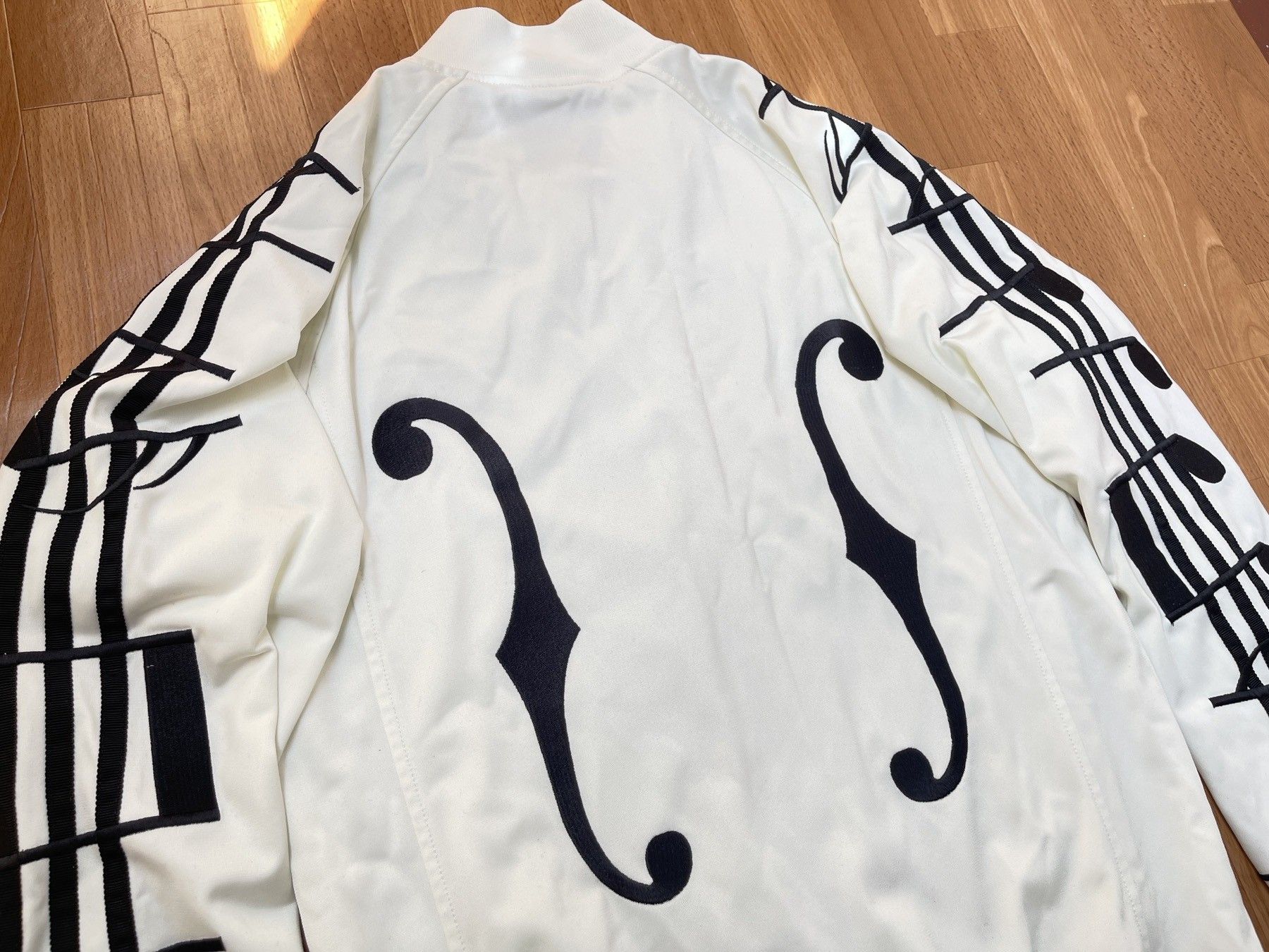 Adidas × Jeremy Scott Adidas Jeremy Scott Jacket Music Note Madonna XS X29858 Size US XS / EU 42 / 0 - 11 Thumbnail