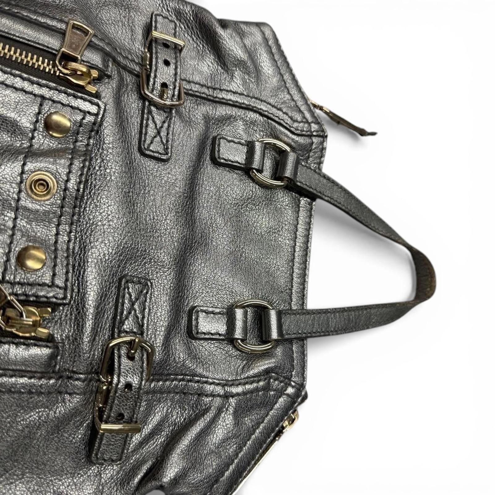Saint Laurent Paris Saint Laurent - Metallic Leather Handbag with Gold-tone Size ONE SIZE - 2 Thumbnail