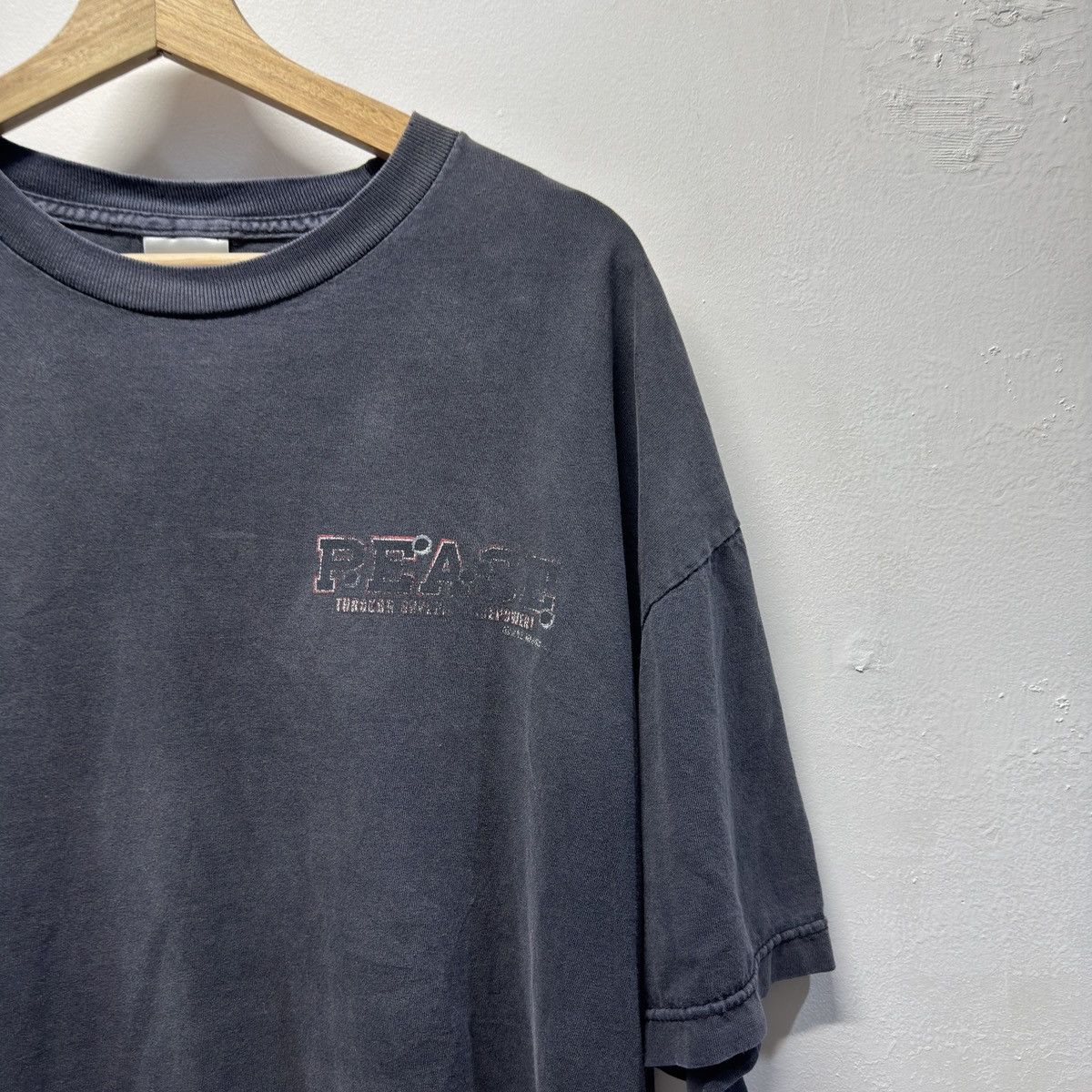 Vintage 90s Assault Rifle Gun Peace Shirt Faded ERD Grunge Chrome Size US XXL / EU 58 / 5 - 4 Thumbnail