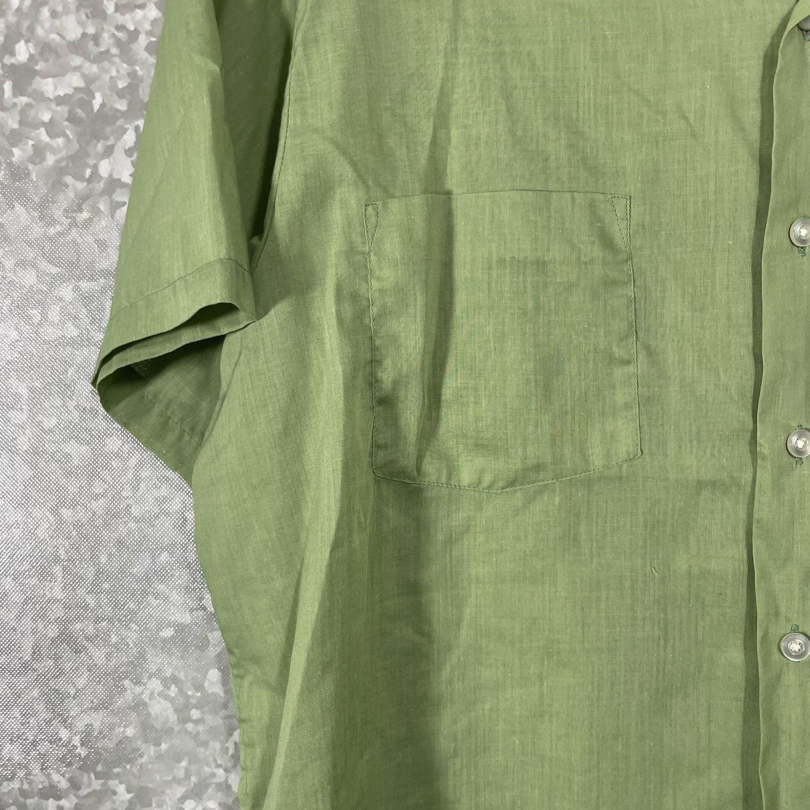 Vintage Harper Vintage 1970s Green Button Up Shirt - XL (17-17.5) Size US XL / EU 56 / 4 - 3 Thumbnail