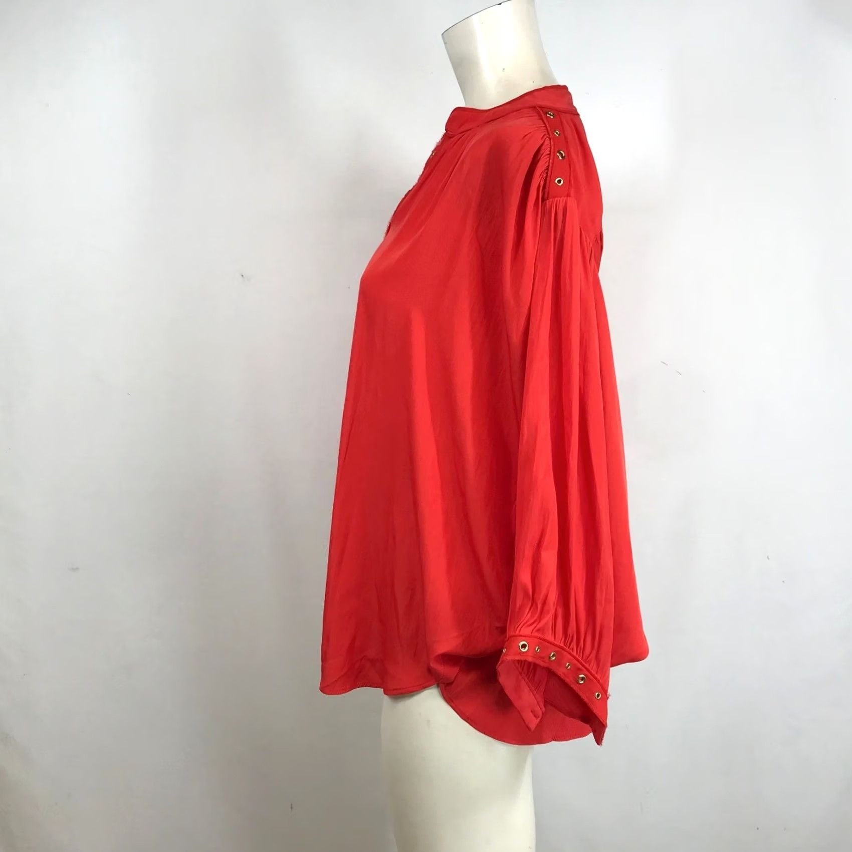 Vintage VINTAGE Chico's Chicos Red Grommet Button Front Blouse Mandarin Collar 3/4 Sleeve Size 10 Womens Red Blouse Size L / US 10 / IT 46 - 6 Thumbnail