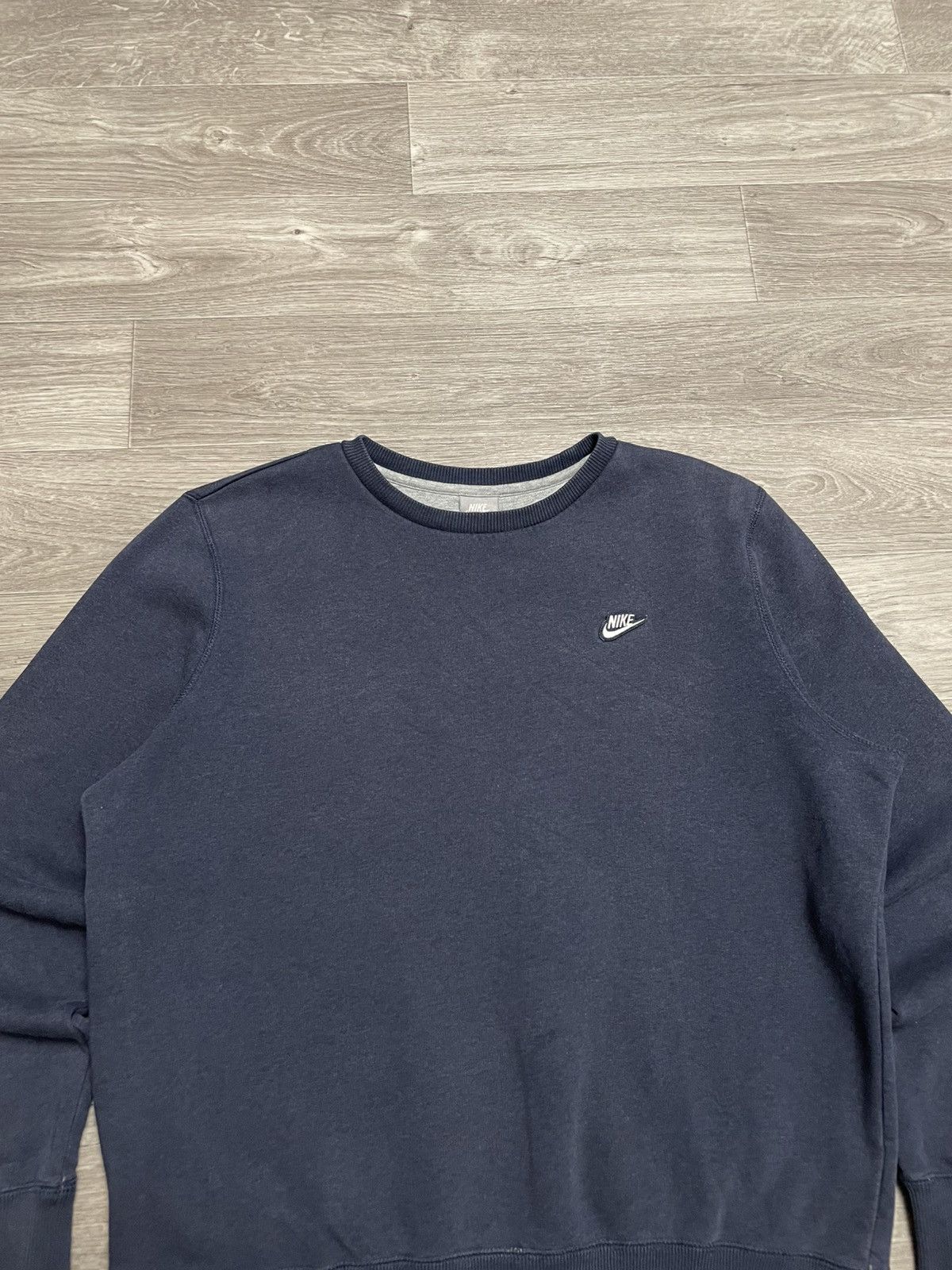 Nike Vintage Nike Navy Blue Basic Sweatshirt Crewneck Gray Tag Size US L / EU 52-54 / 3 - 2 Thumbnail