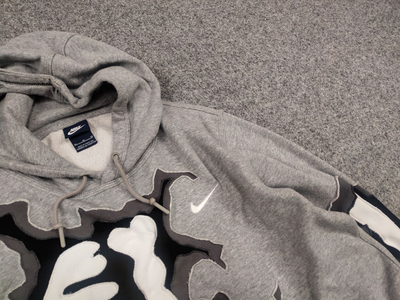 Nike Vintage Nike USA Custom Logo Skeleton Oversized Hoodie Y2K Size US M / EU 48-50 / 2 - 8 Thumbnail