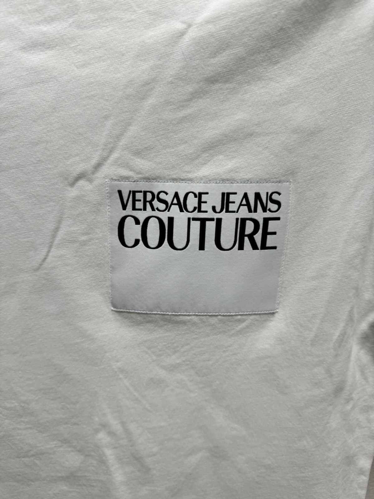 Versace Jeans Couture Versace jeans couture big logo white t-shirt S sz Size US S / EU 44-46 / 1 - 7 Thumbnail