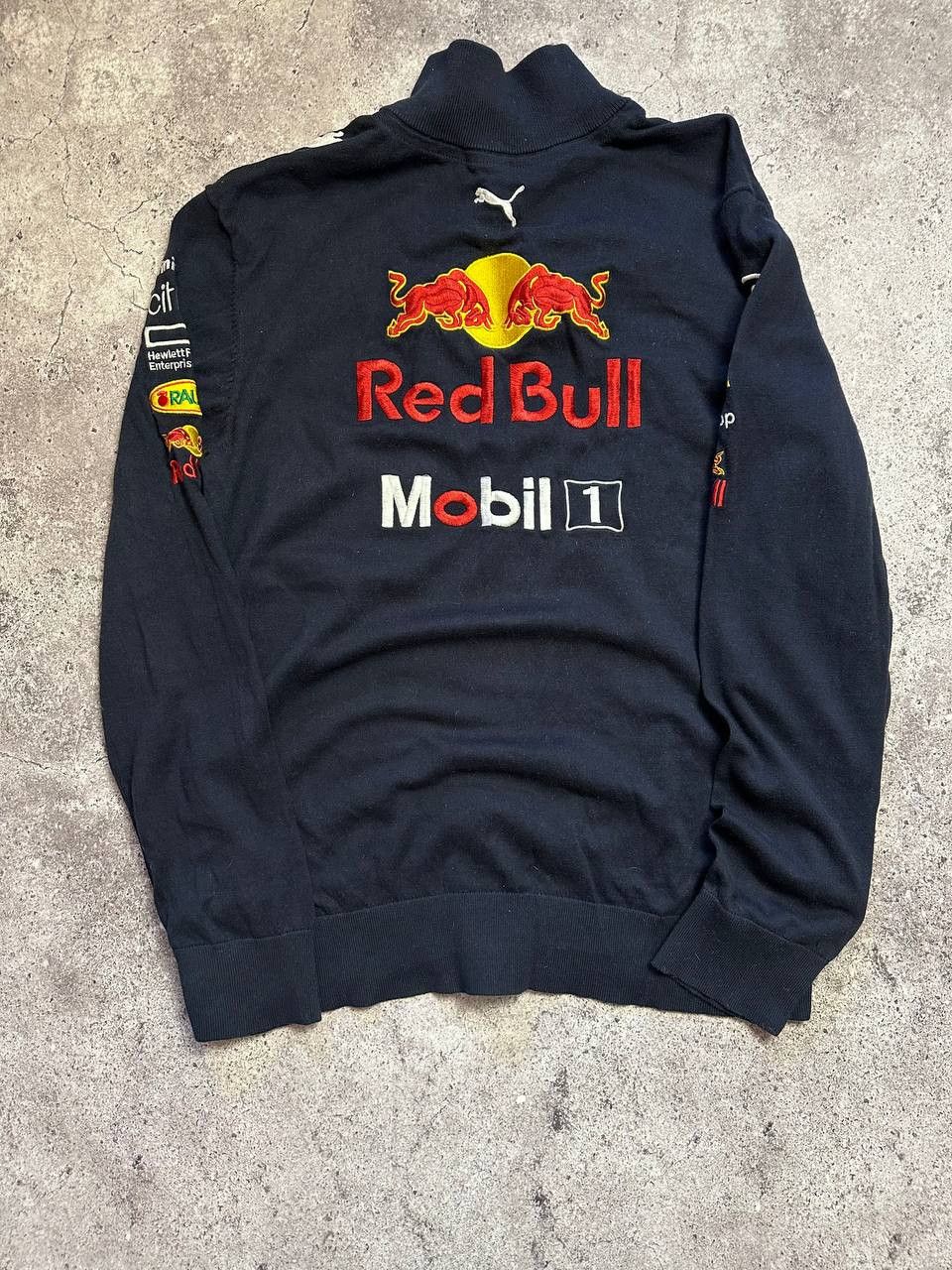 Red Bull Puma Tag Heuer red bull racing polo 1/3 zip shirt Size US L / EU 52-54 / 3 - 1 Thumbnail