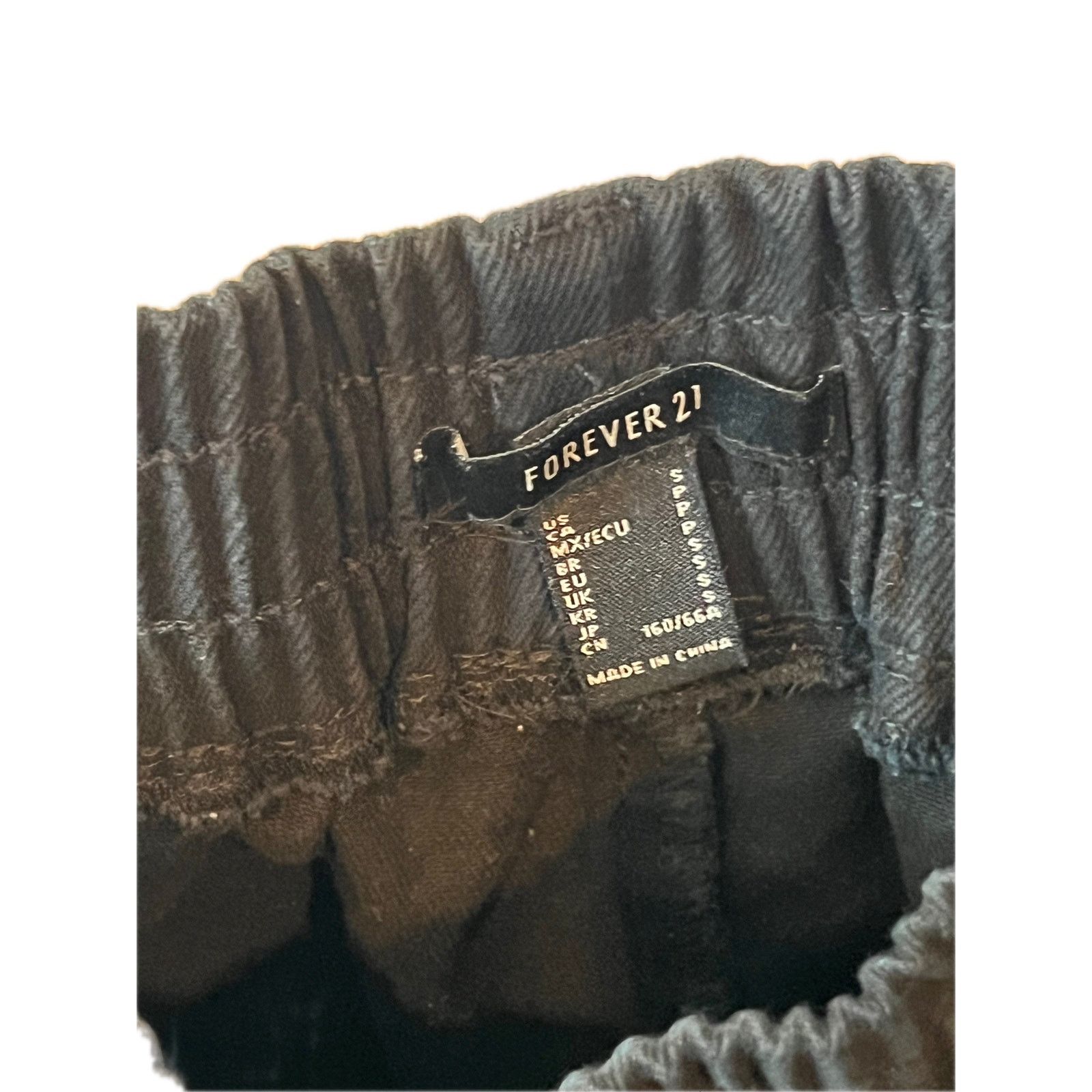 Forever 21 Forever 21 Black Cargo Chino Mens S Size US 34 / EU 50 - 3 Thumbnail