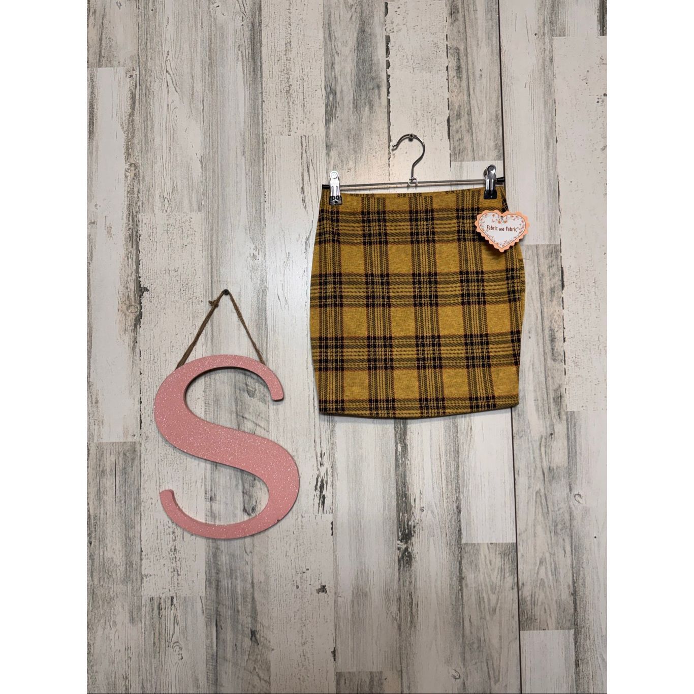 Other Popular 21 Plaid Mini Skirt Size S Mustard Yellow Stretch Bo Size 26" / US 2 / IT 38 - 1 Thumbnail