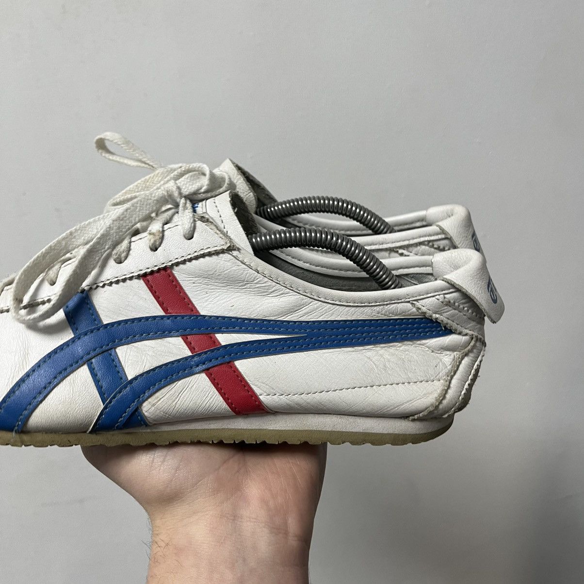 Asics Vintage Asics Onitsuka Tiger Mexico 66 Distressed Shoes Size US 8.5 / EU 41-42 - 7 Thumbnail