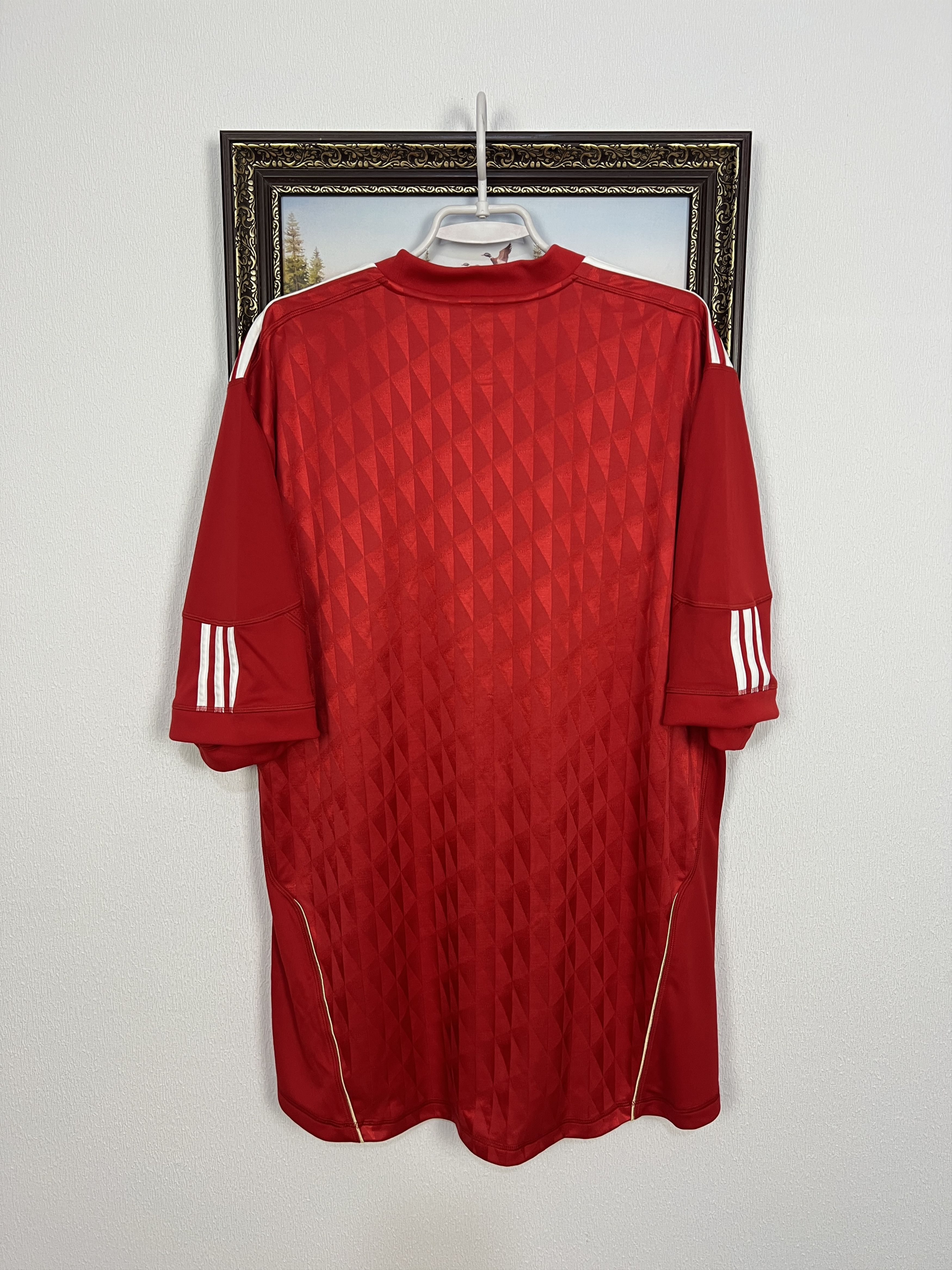 Adidas Liverpool Home football shirt 2010 Soccer Adidas Red Jersey Size US XXL / EU 58 / 5 - 12 Thumbnail