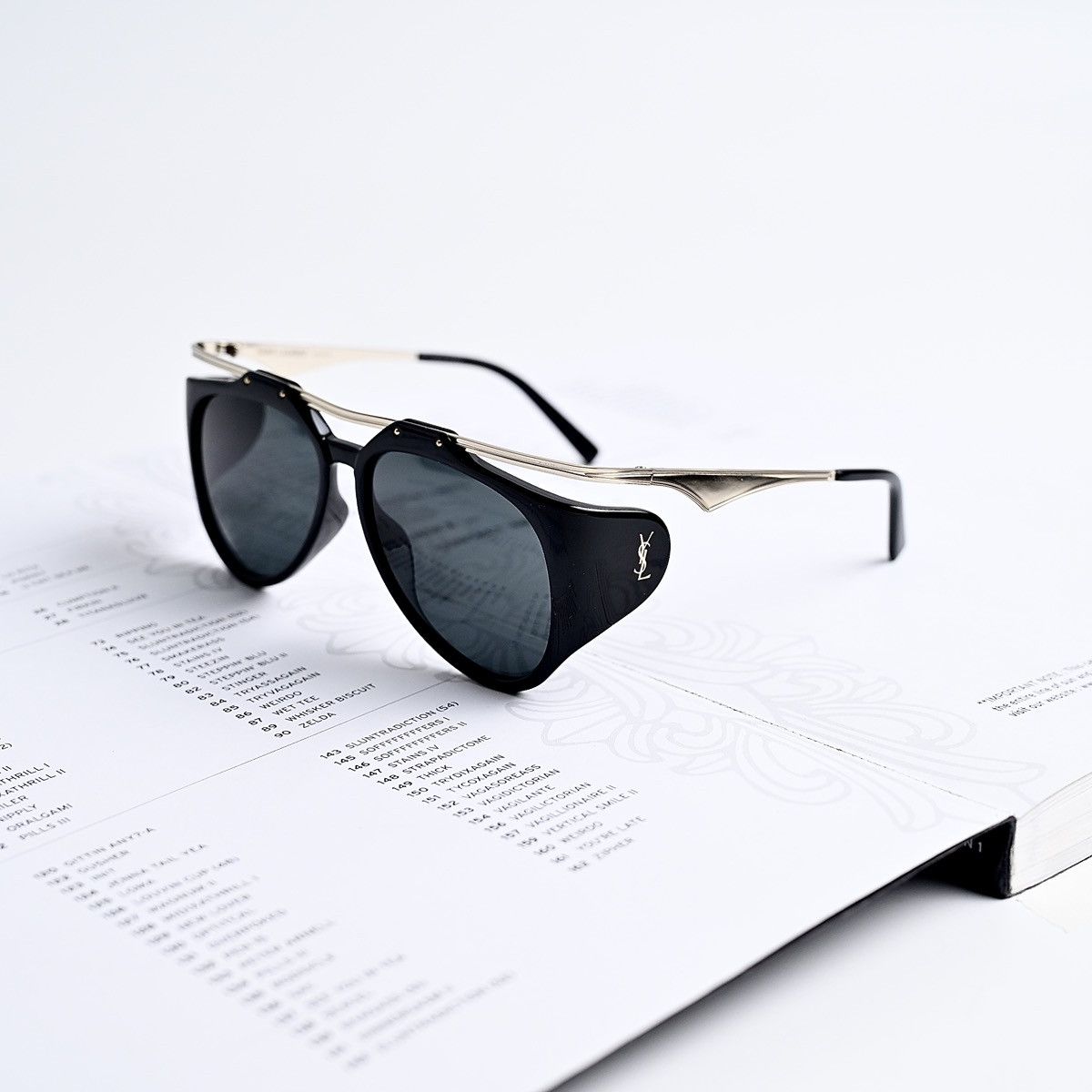 Yves Saint Laurent SAINT LAURENT SL M137 AMELIA SUNGLASSES Size ONE SIZE - 1 Thumbnail