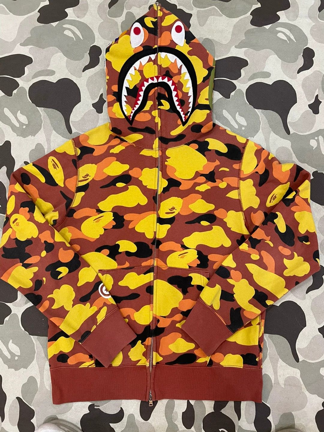 Bape Bape Shark Sweatshirt Pullover Size US XL / EU 56 / 4 - 1 Thumbnail