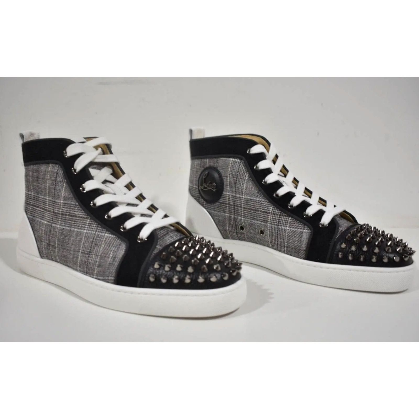Christian Louboutin Christian Louboutin Mens Lou Spikes Orlato Flat Grey Size US 9 / EU 42 - 4 Thumbnail