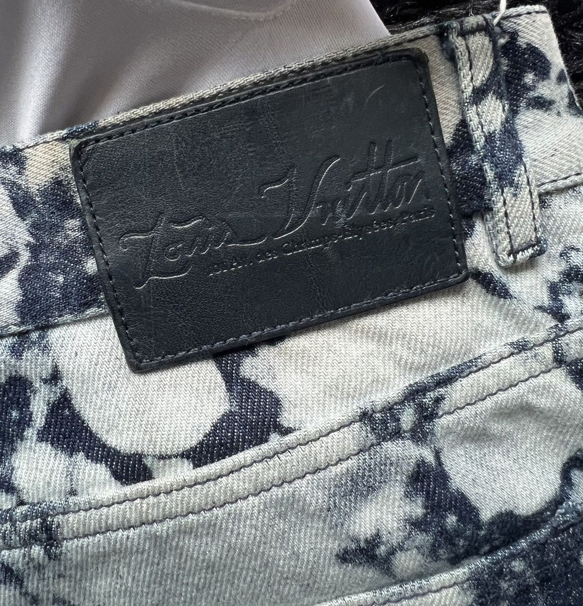 Louis Vuitton Dorothy In The Poppies Flared Denim Spring 2019 Size US 36 / EU 52 - 7 Thumbnail