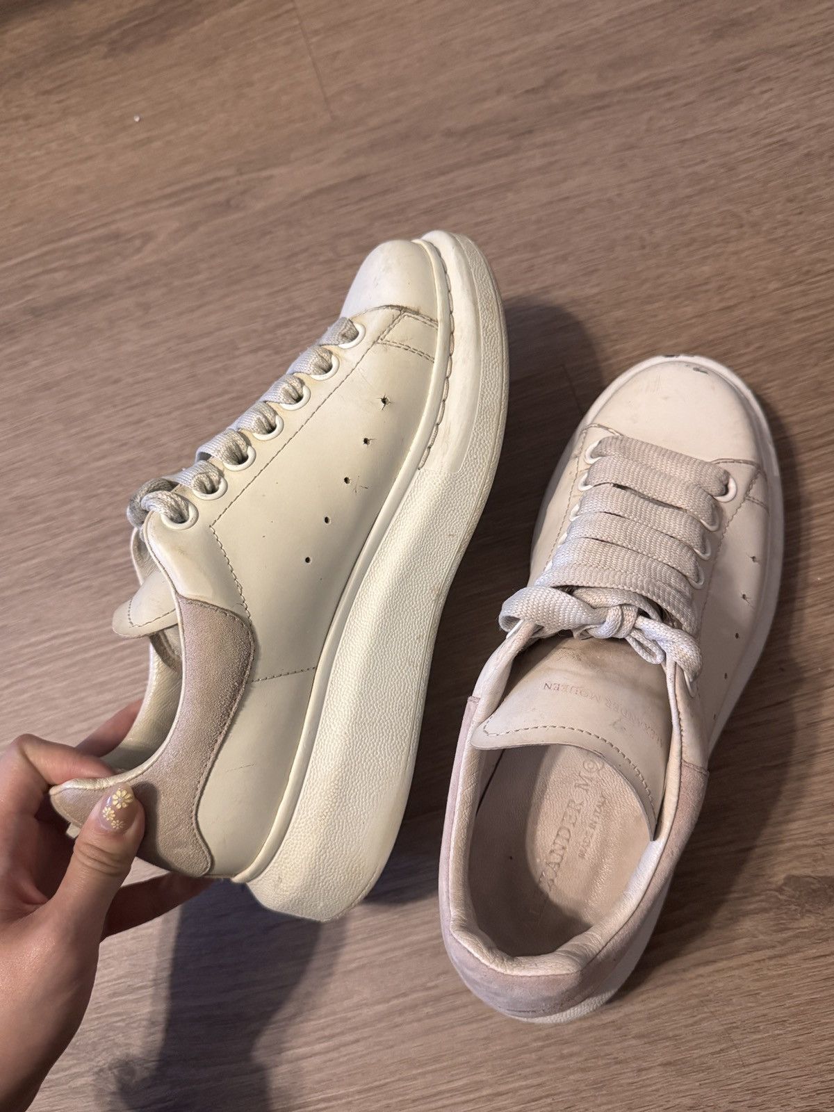 Alexander McQueen Women's Oversized Sneaker in White/Patchouli Size US 7 / IT 37 - 3 Thumbnail
