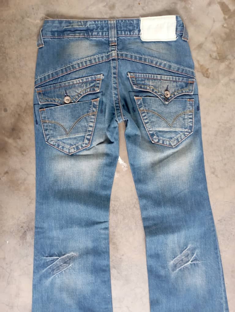 Tornado Mart Flare Jeans Stone Wash Drive Jeans Bootcut Low Rise Jeans Size 25" / US 0 / IT 36 - 5 Thumbnail
