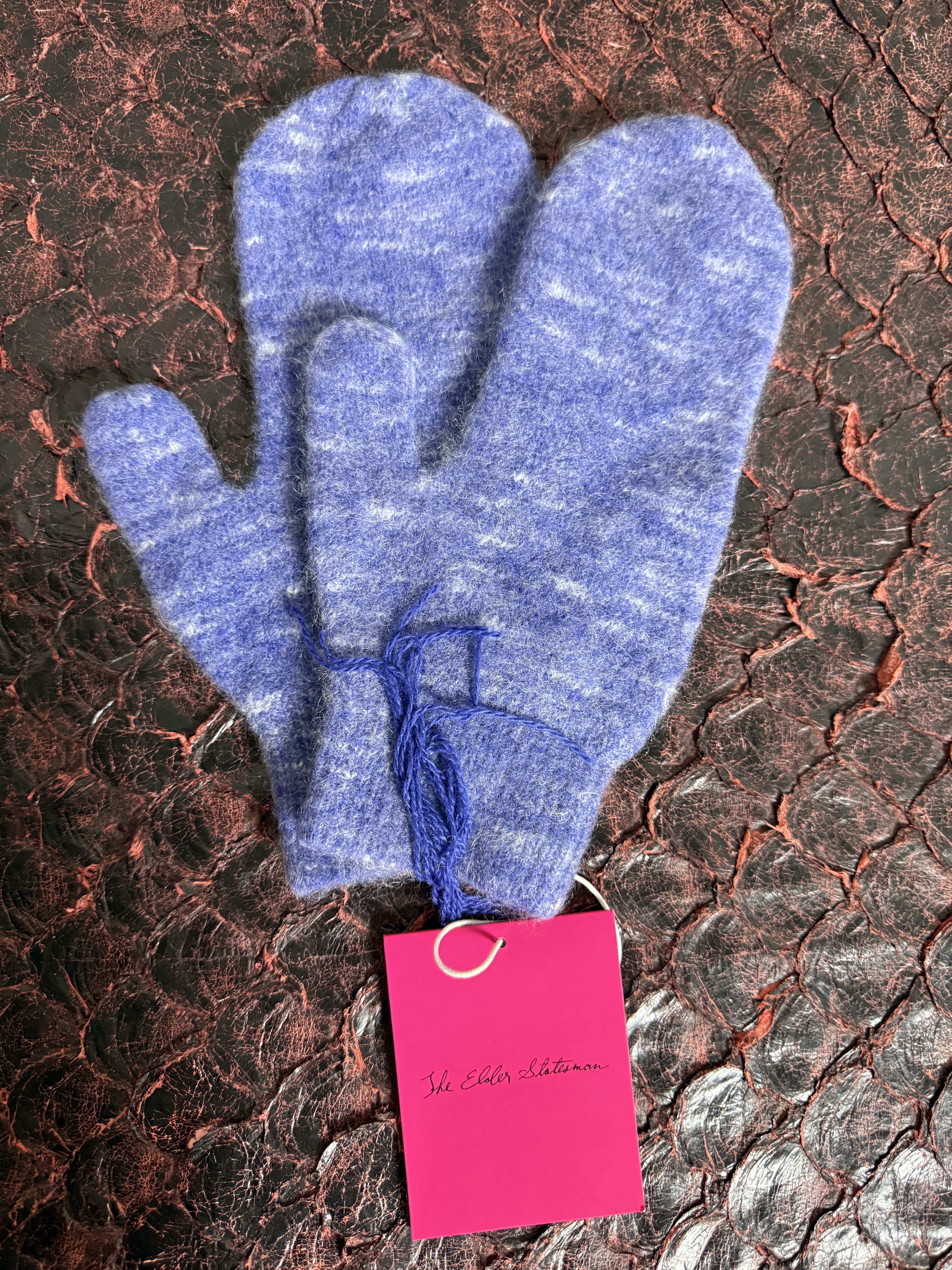 The Elder Statesman $350 The Elder Statesman Cashmere Cornflower Jasper Mittens Size ONE SIZE - 1 Thumbnail