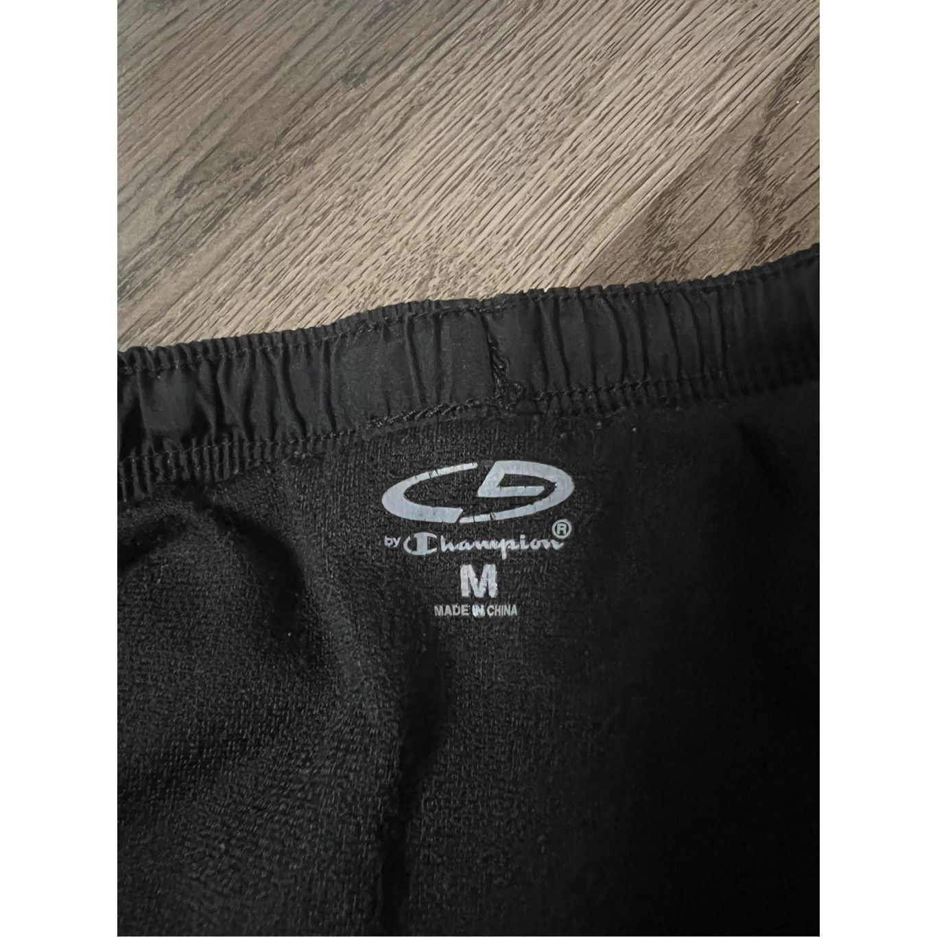 Champion Champion Black With White Stripe Shorts Woman’s Size Medium Size 28" / US 6 / IT 42 - 4 Thumbnail