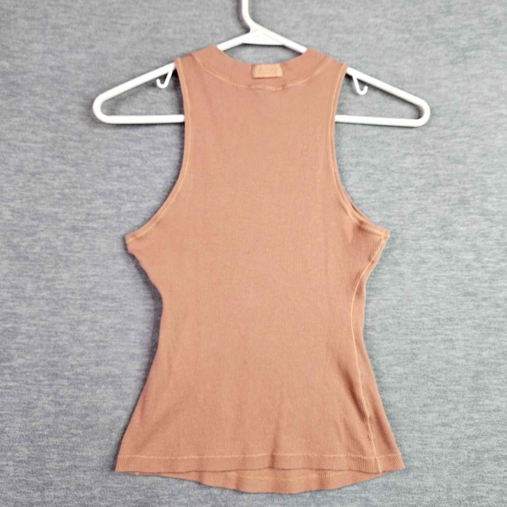 SKIMS Skims Tank Shirt Women’s Ribbed Sleeveless Crew Neck Pink Sz M Regular Comfort Activewear Yoga Workout Size M / US 6-8 / IT 42-44 - 2 Thumbnail